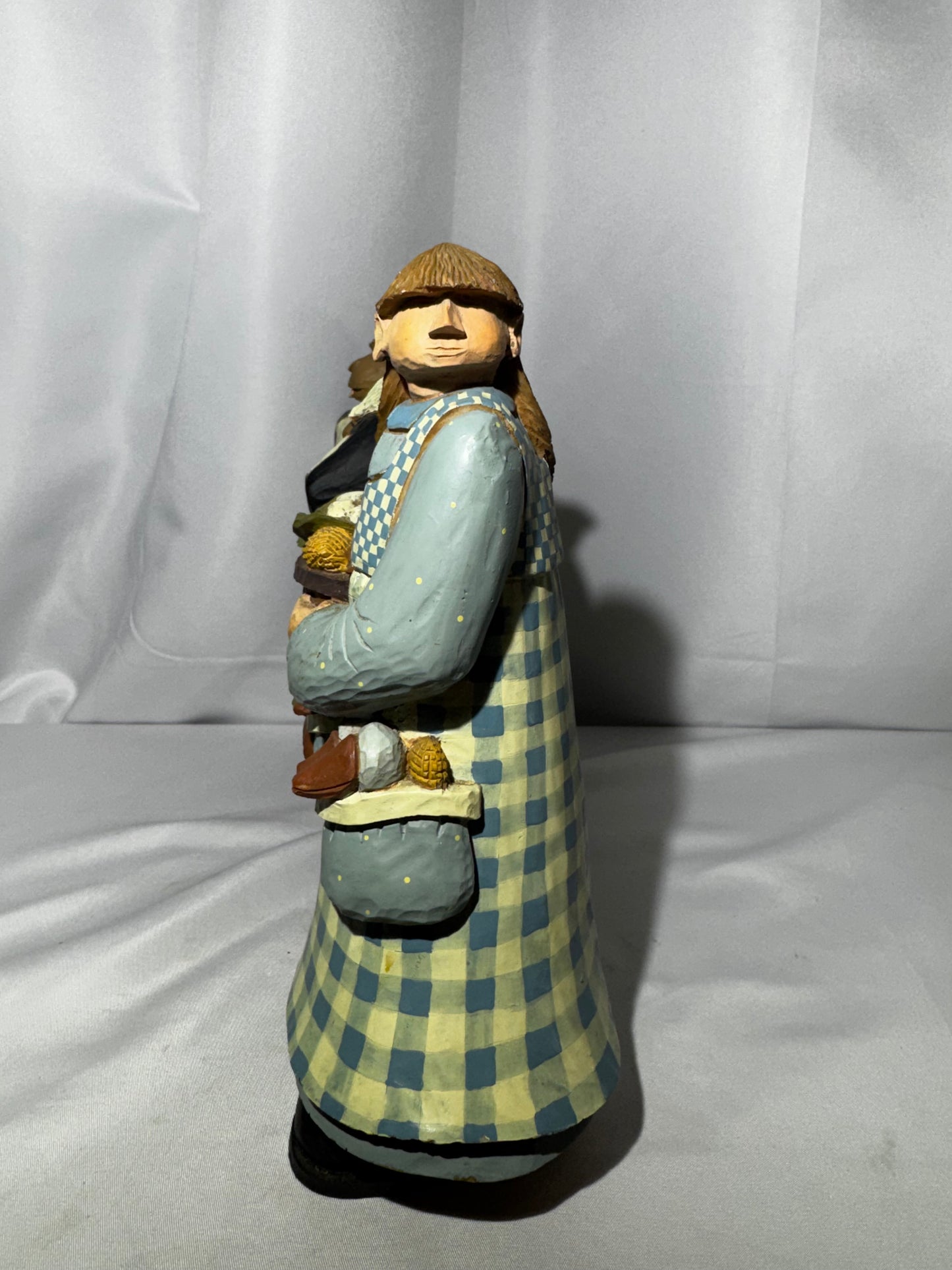 Williraye Studio When The Cows Come Home WW1509 2001 Folk Art Figurine Read