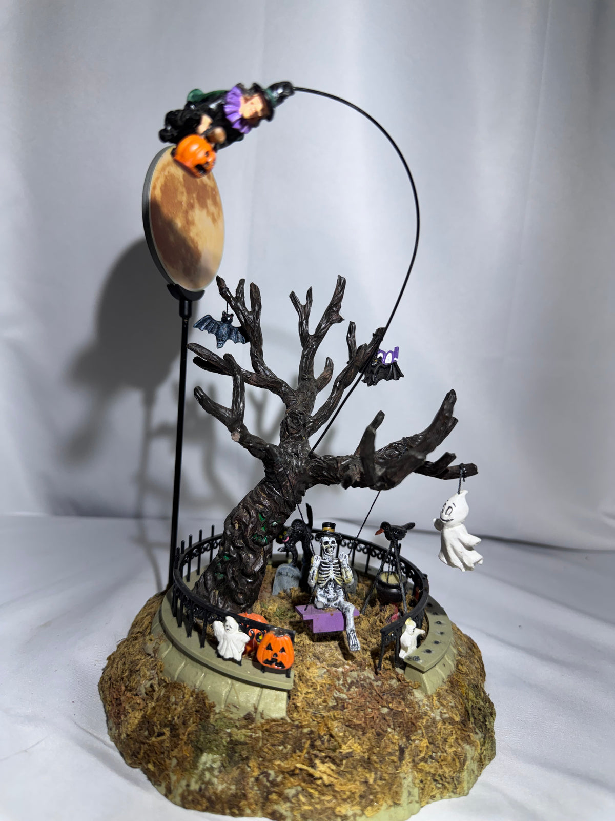 Lemax Spooky Town Witch’s Joyride #44109 – 2004 – Retired – AS-IS / Repair