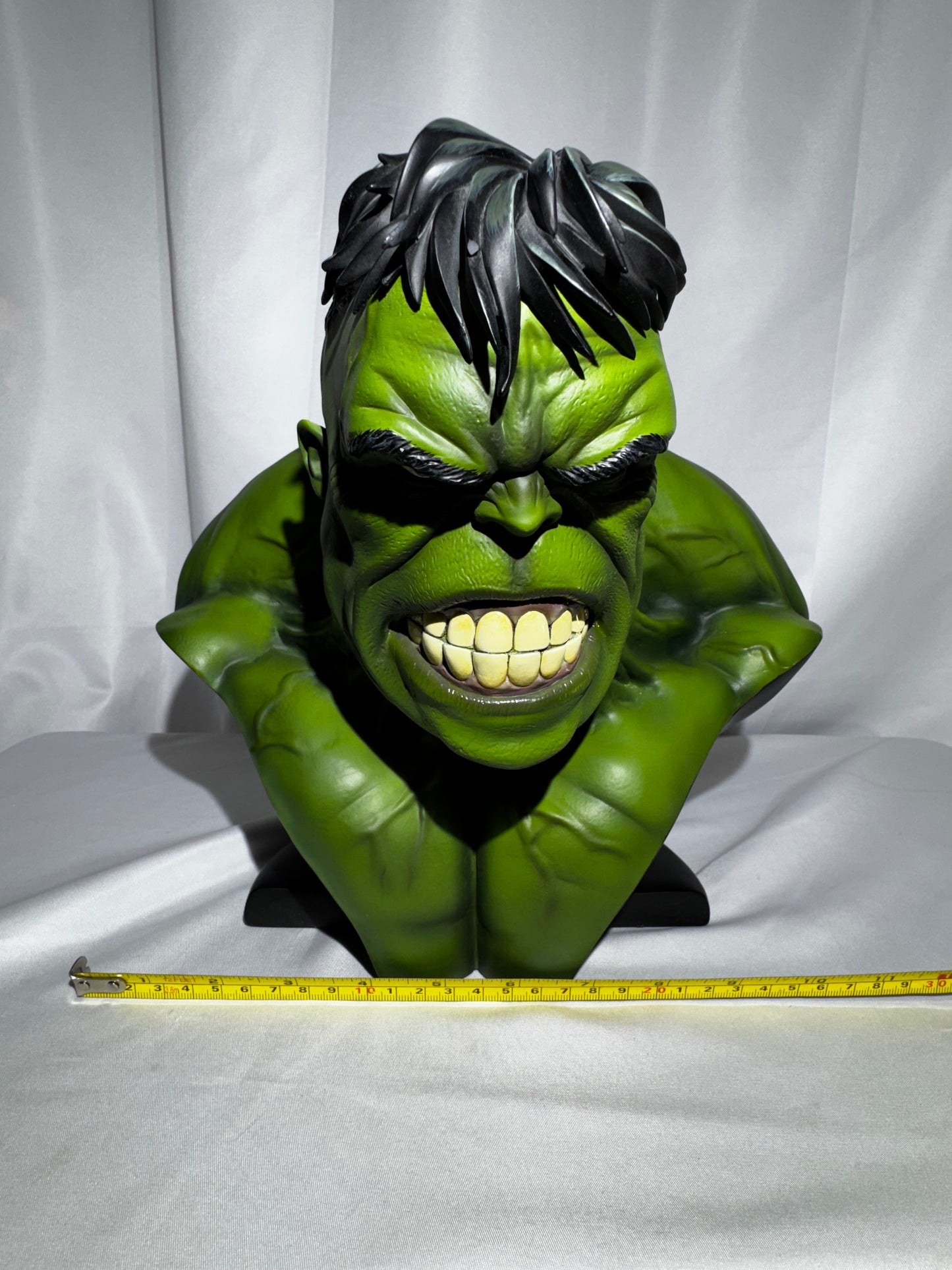 Sideshow Collectibles Legendary Scale Hulk Bust #230/400 Marvel Statue w/ Box 10.5”