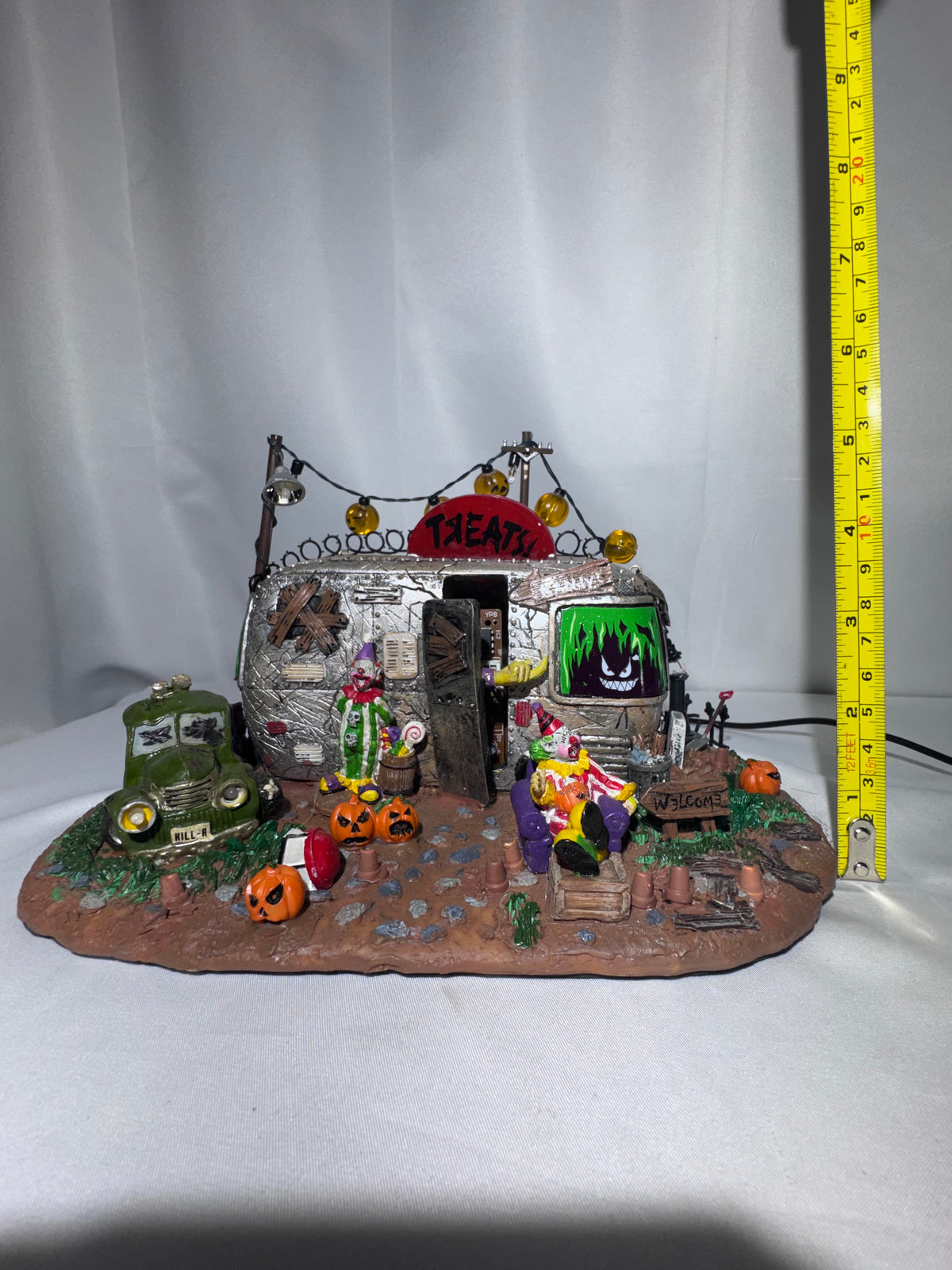 Lemax Spooky Town Killer Clown Mobile Home #14323 – Retired 2012 Halloween Village