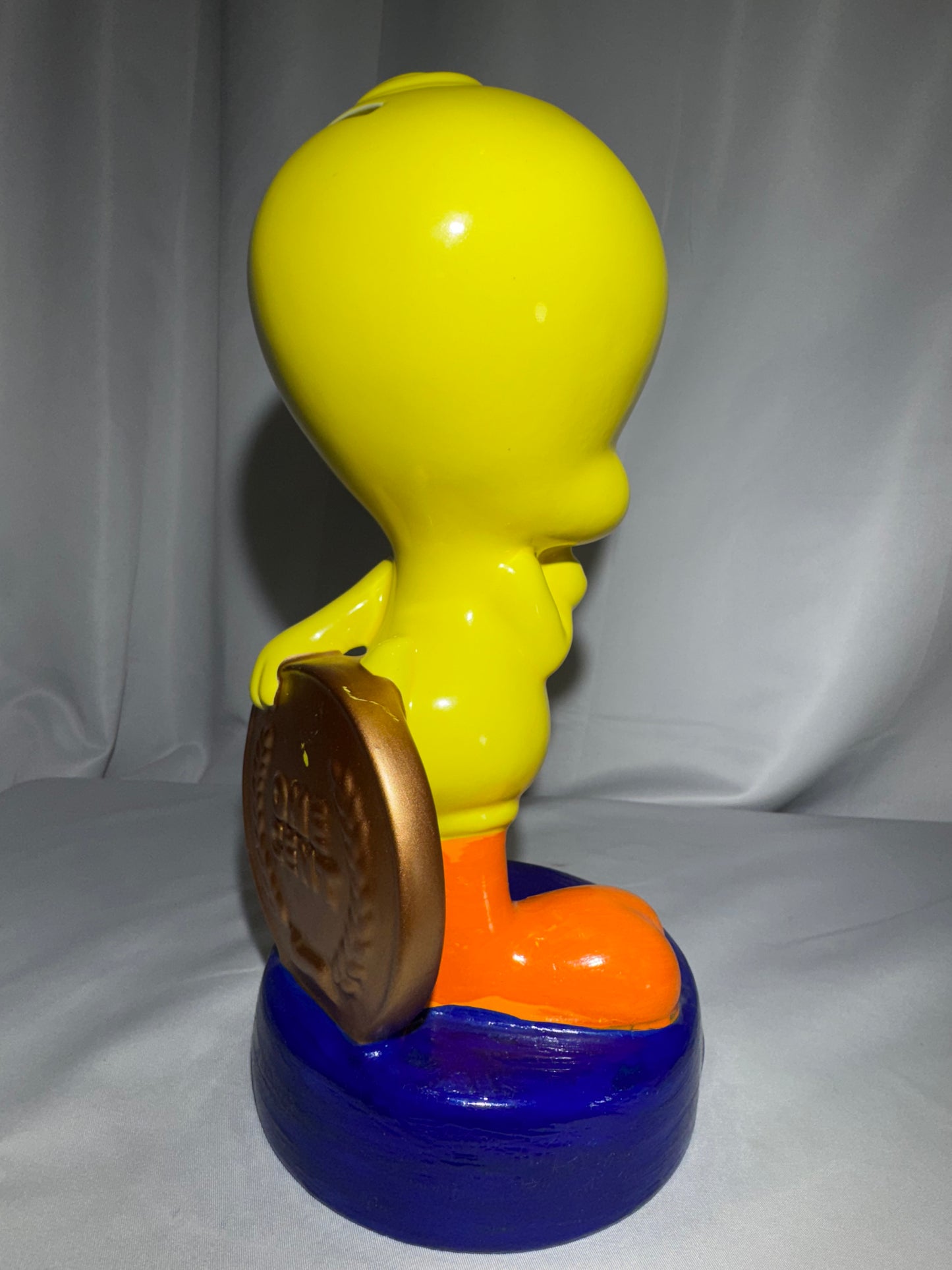1997 Warner Bros Studio Store Tweety Bird Ceramic Piggy Bank “A Penny Saved” 10.5”