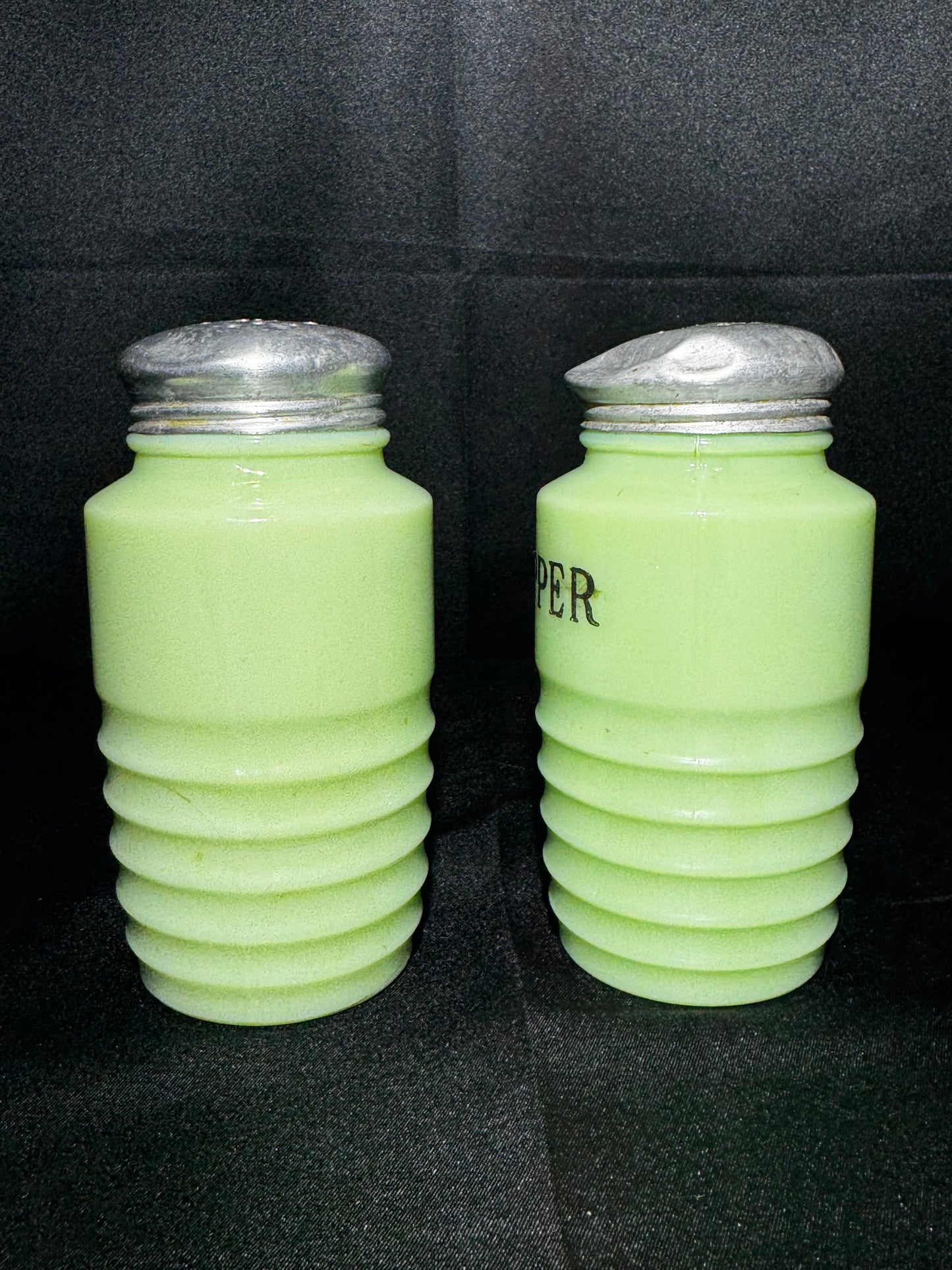 Vintage Jeannette Jadeite Salt & Pepper Shakers Ribbed Beehive Uranium Glass 1930s