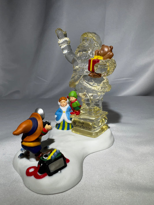 Department 56 North Pole Village Kringle Street Town Santa #56.56869 Retired w/ Box