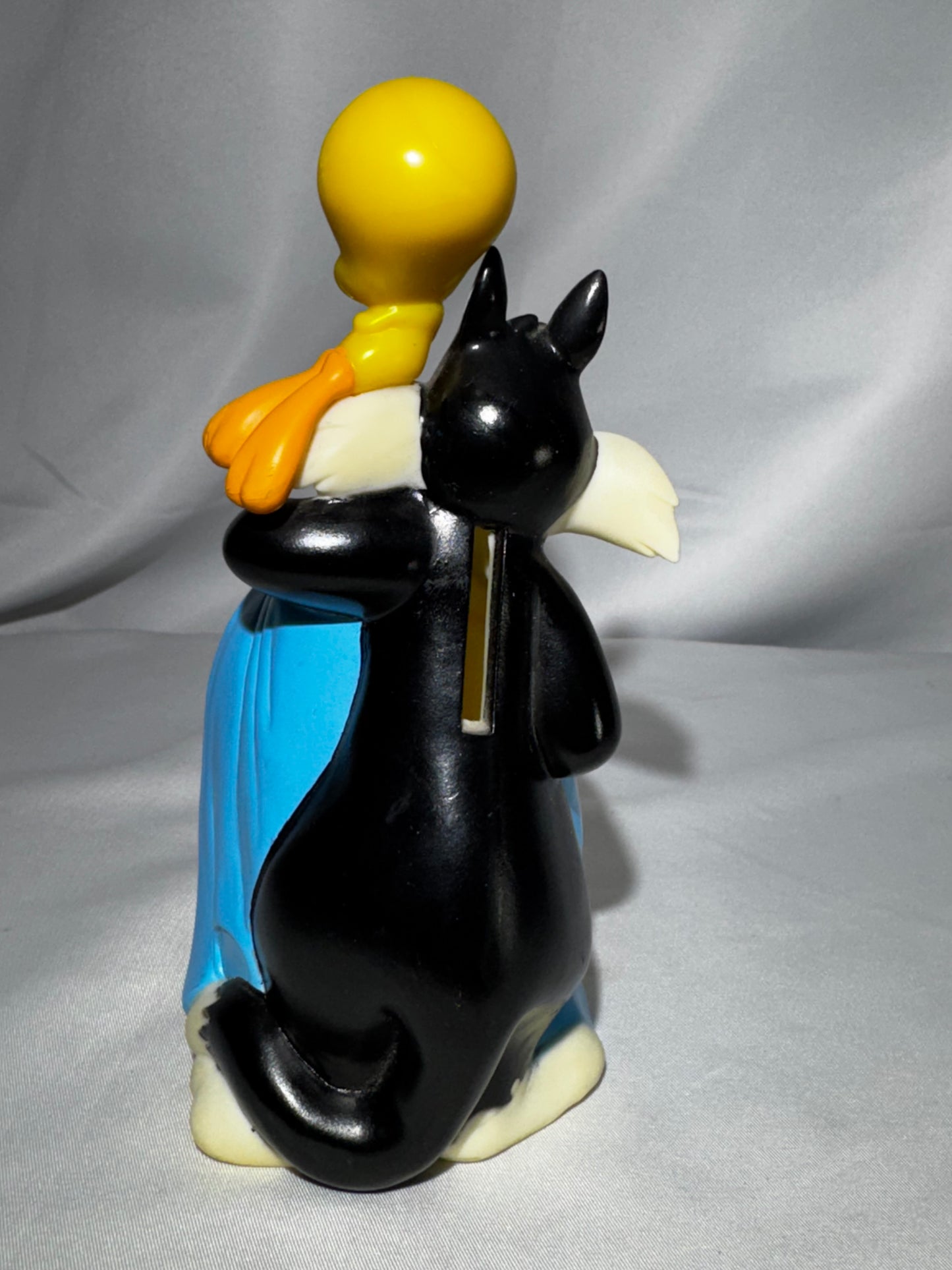 Vintage 1994 Warner Bros. Looney Tunes Sylvester & Tweety Piggy Bank