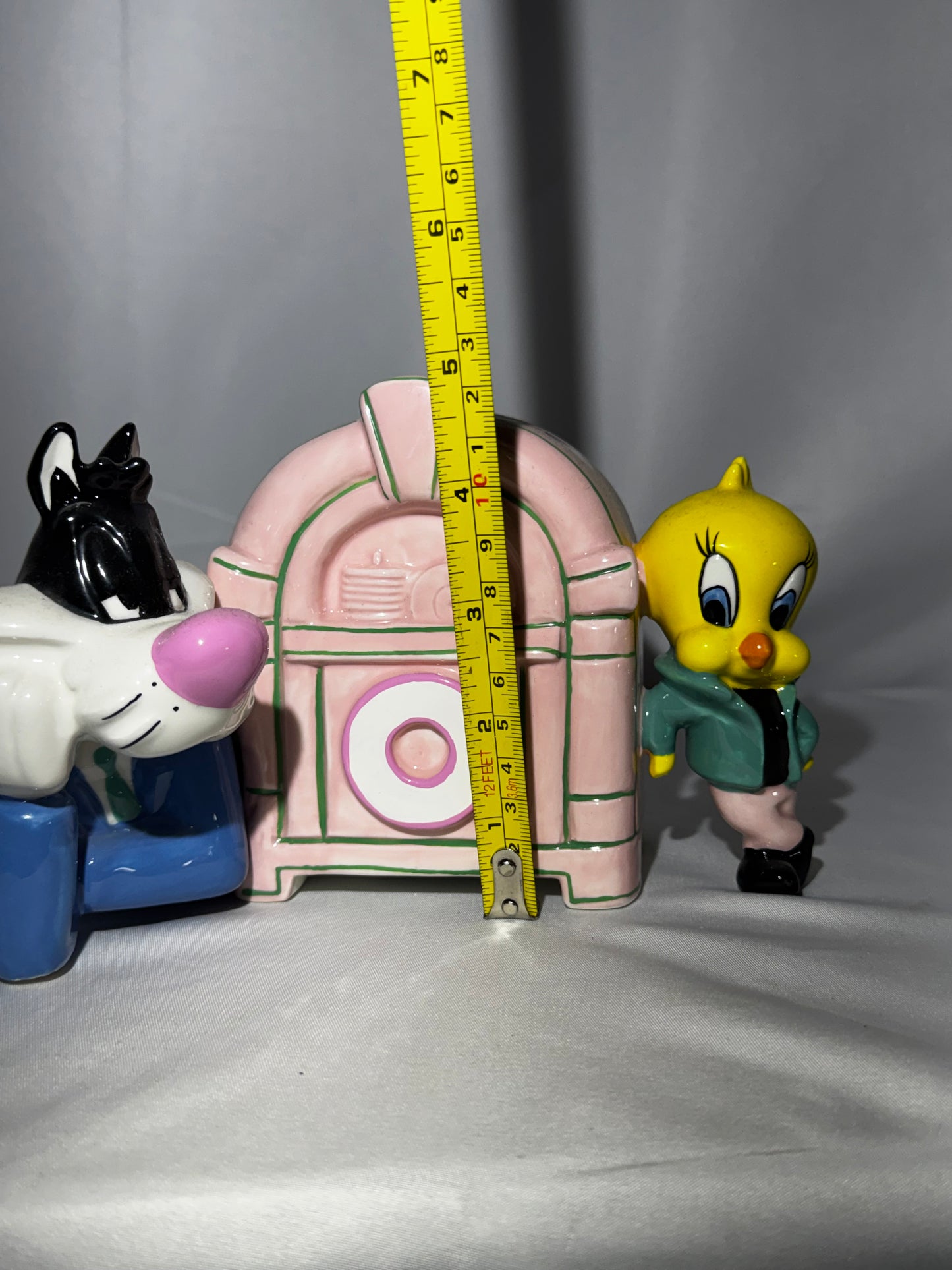 1994 Warner Bros Looney Tunes Sylvester & Tweety Ceramic Bank Jukebox