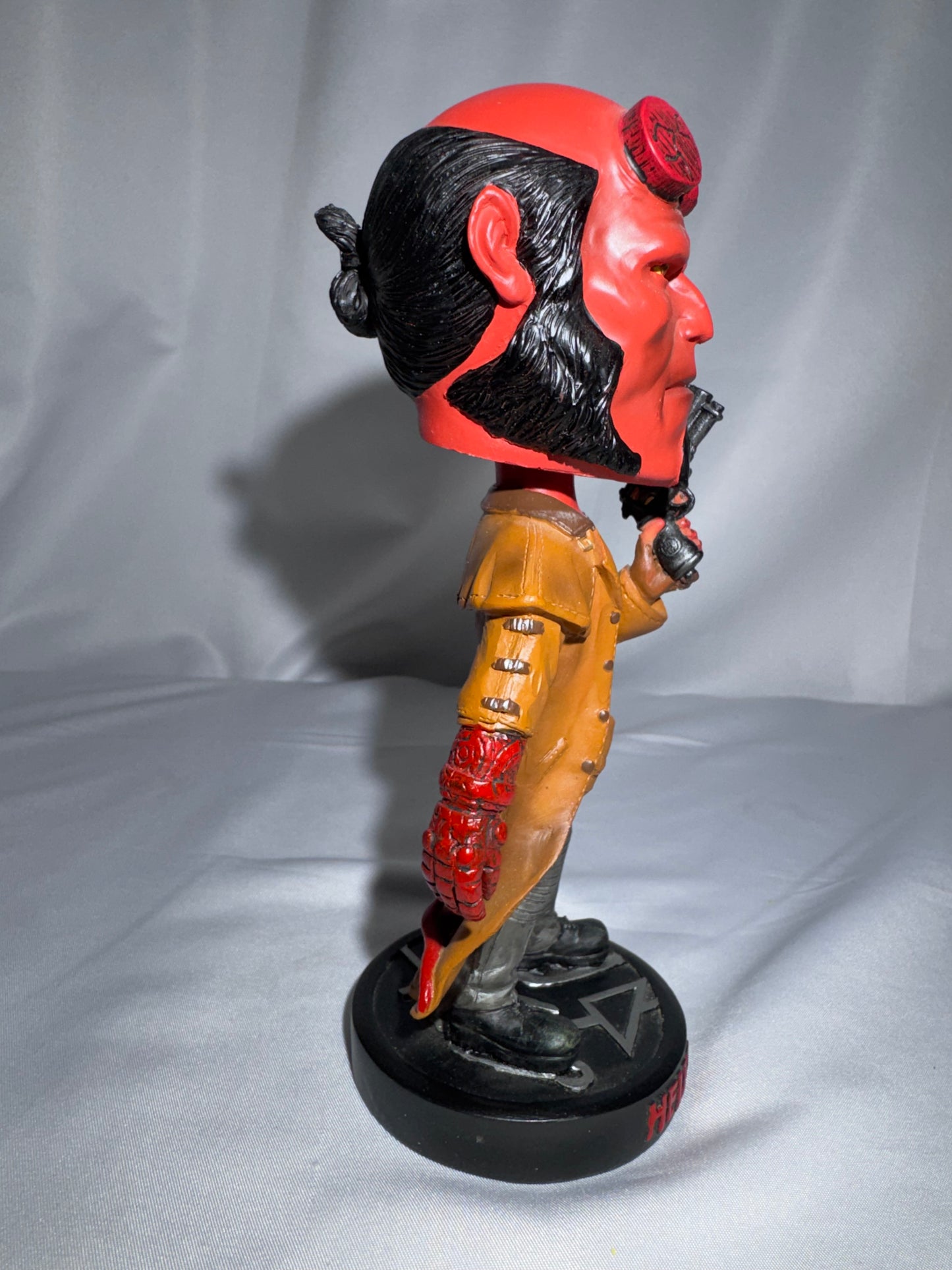 Hellboy Bobblehead Hollywood Collectibles Group HCG Dark Horse Comic w/ Box
