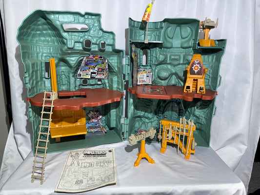 Vintage 1982 Mattel Masters of the Universe Castle Grayskull Playset – Original Accessories & Instructions