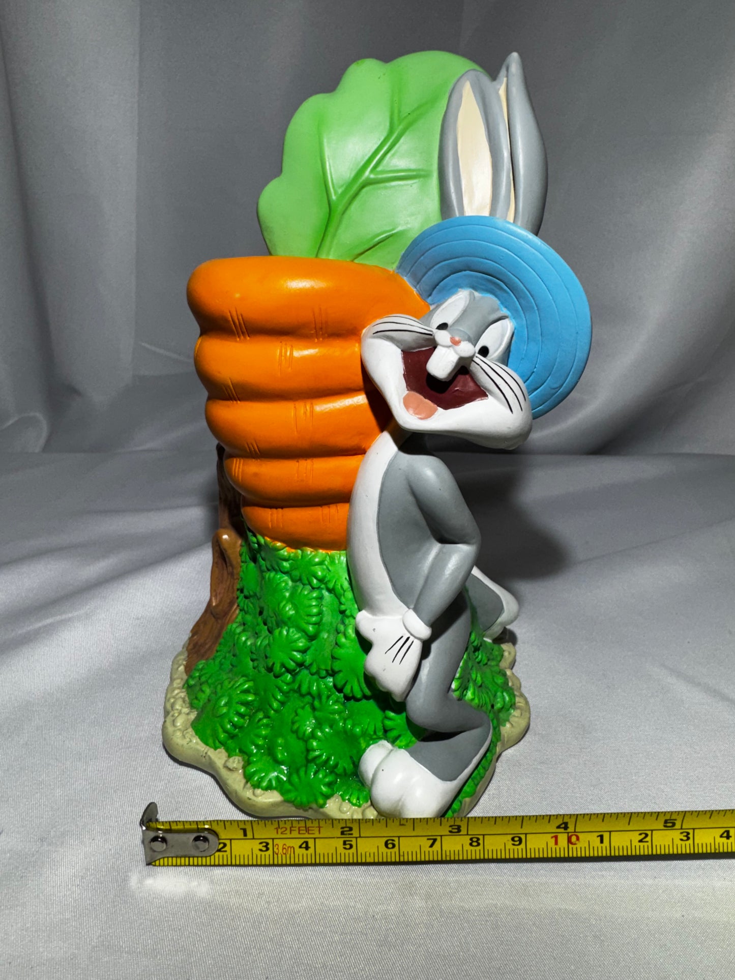 1998 Warner Bros Bugs Bunny Coin Bank Ceramic w/ Stopper Vintage Looney Tunes Carrot