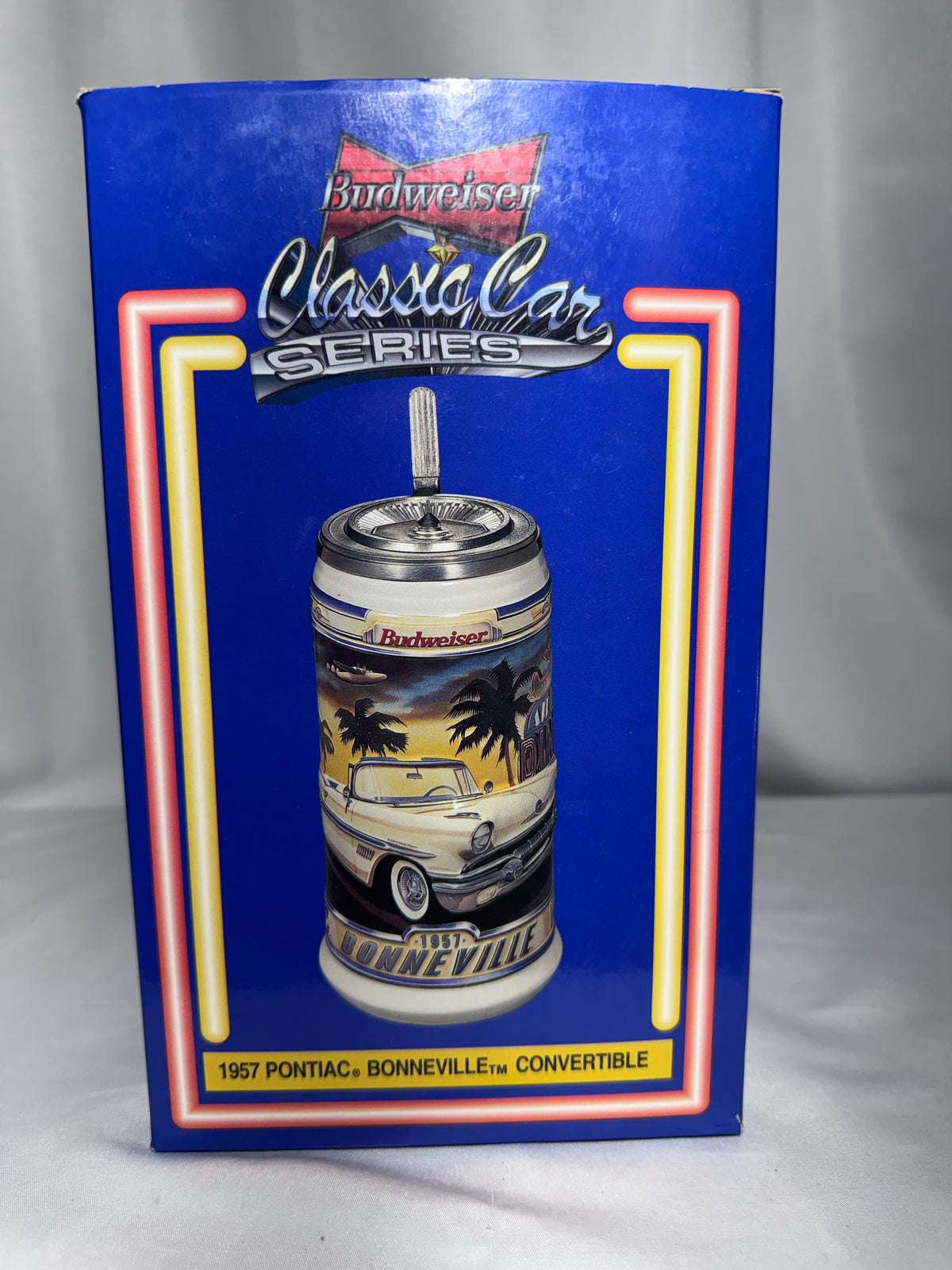 2001 Budweiser Classic Car Series – 1957 Pontiac Bonneville Convertible Collector Beer Stein – Original Box