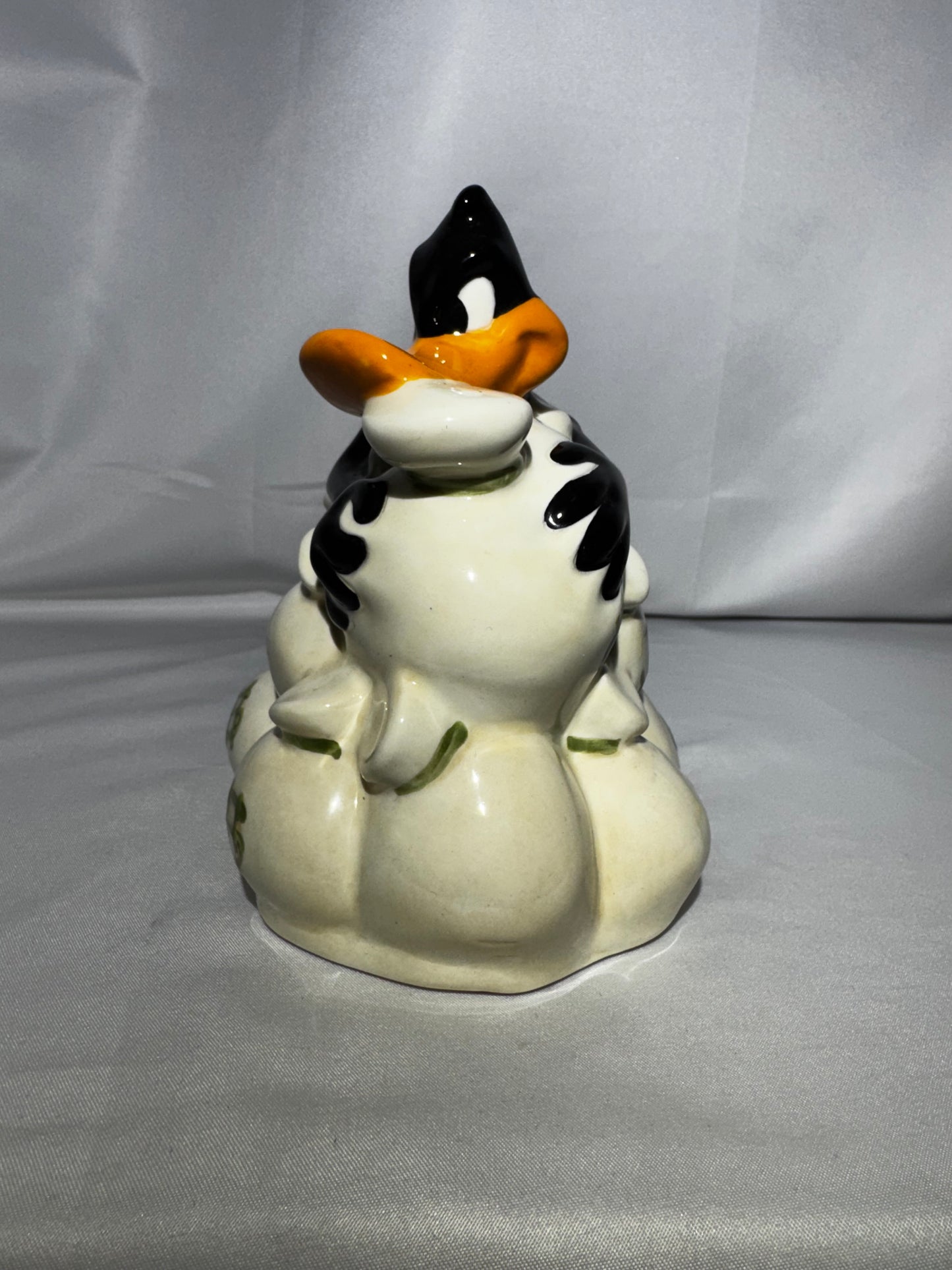 Vintage 1995 Warner Bros Looney Tunes Daffy Duck Ceramic Money Bank Collectible￼