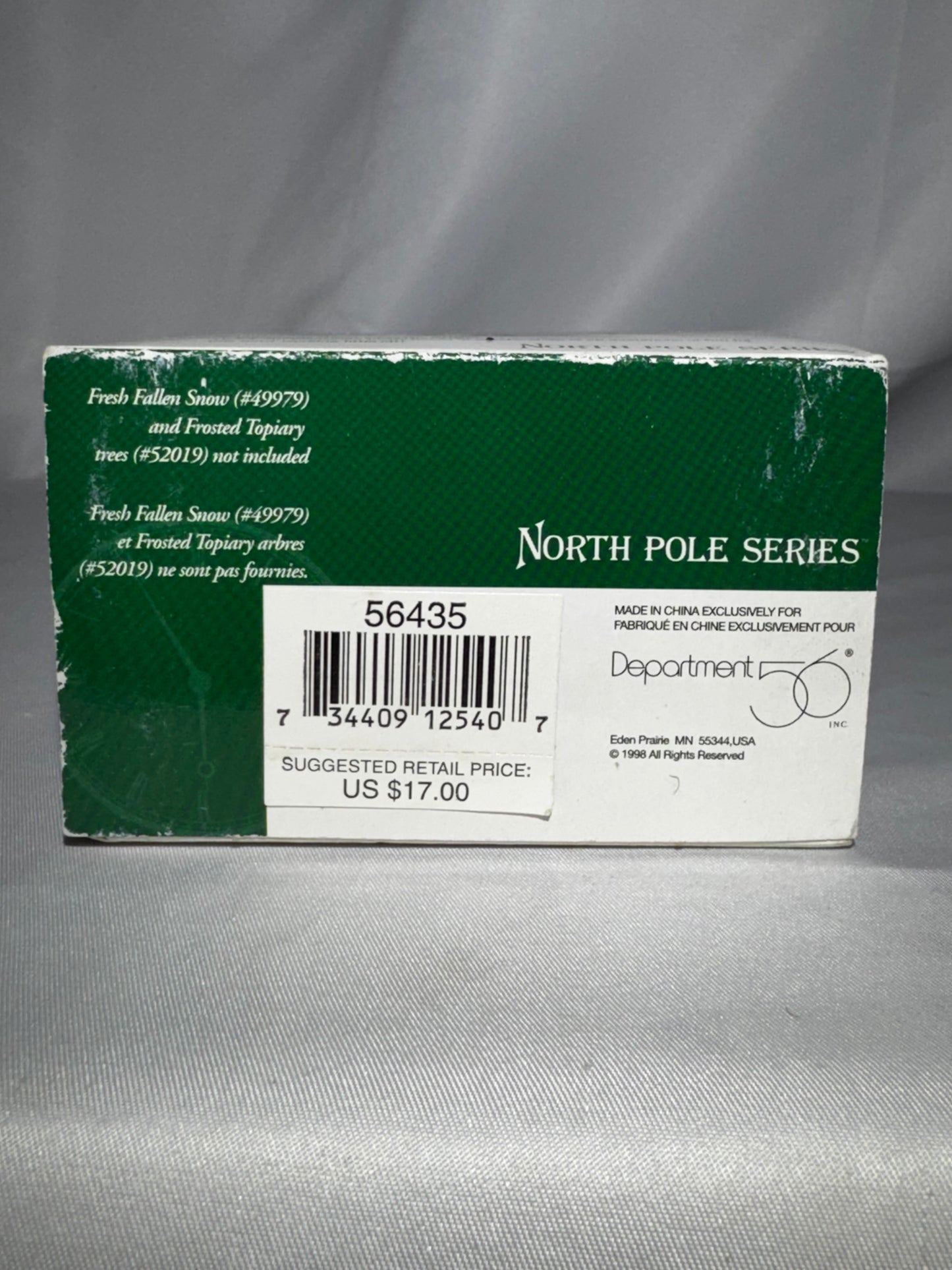 Department 56 North Pole Village Delivering Real Plastic Snow #56435 Elf w/ Box