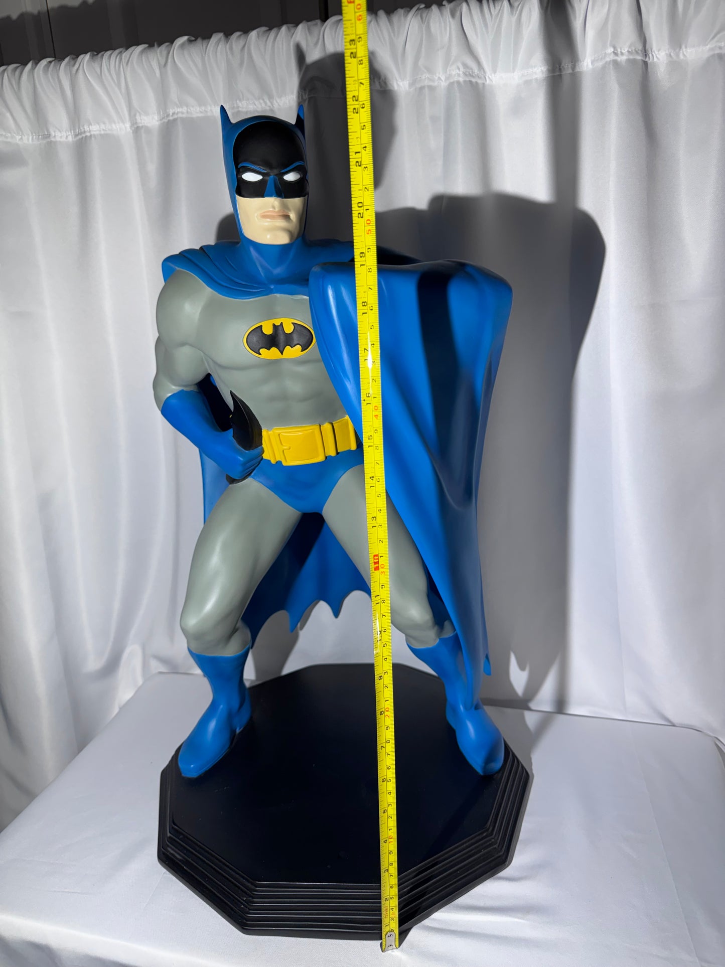 Vintage 1999 Warner Bros. Studio Store Silver Age Batman 24” Statue