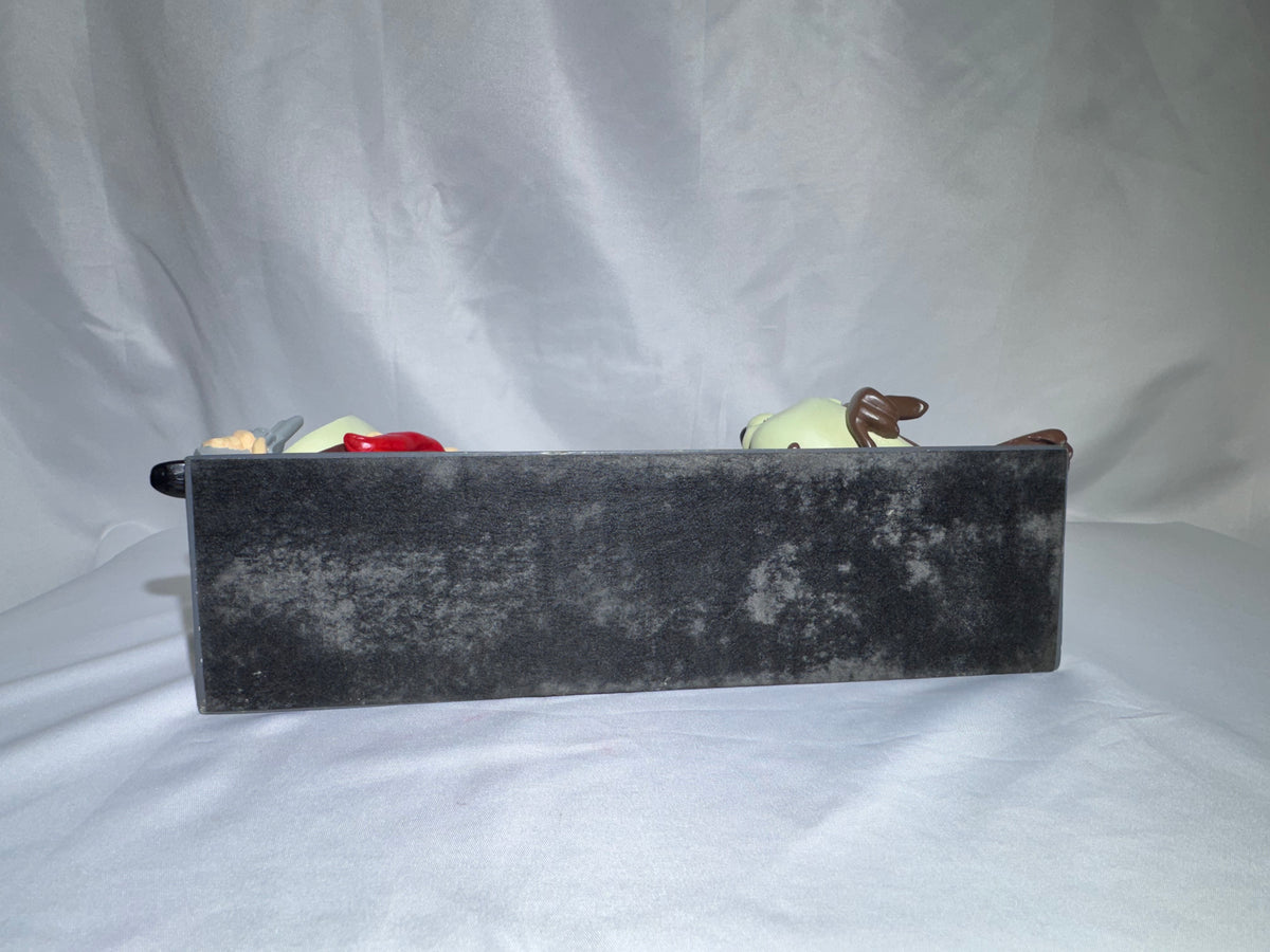 1994 Warner Bros. Looney Tunes Mantle Clock Bugs Bunny Tweety Sylvester Taz Yosemite Sam