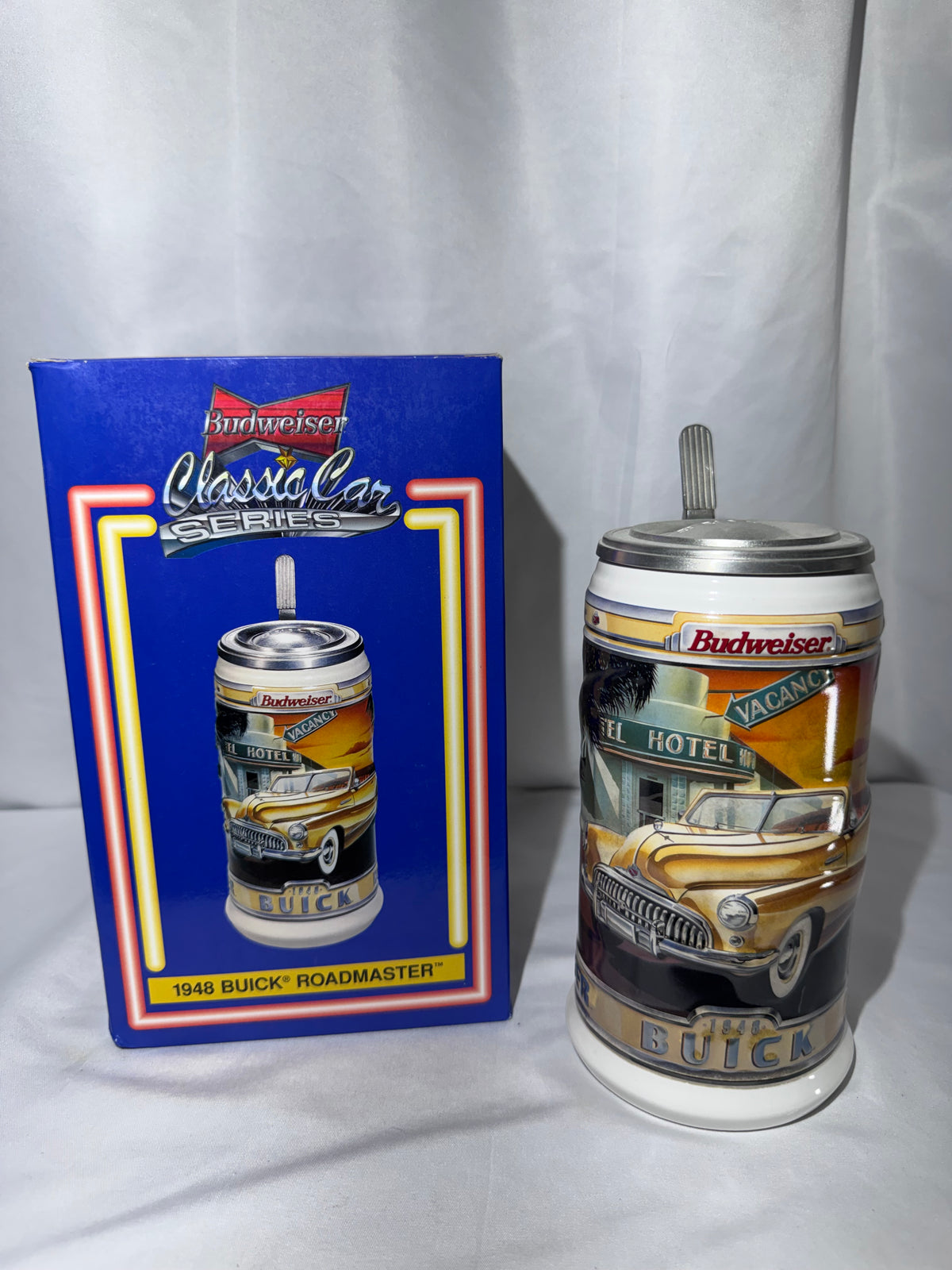 Budweiser Classic Car Series 1948 Buick Roadmaster Convertible Beer Stein CS418