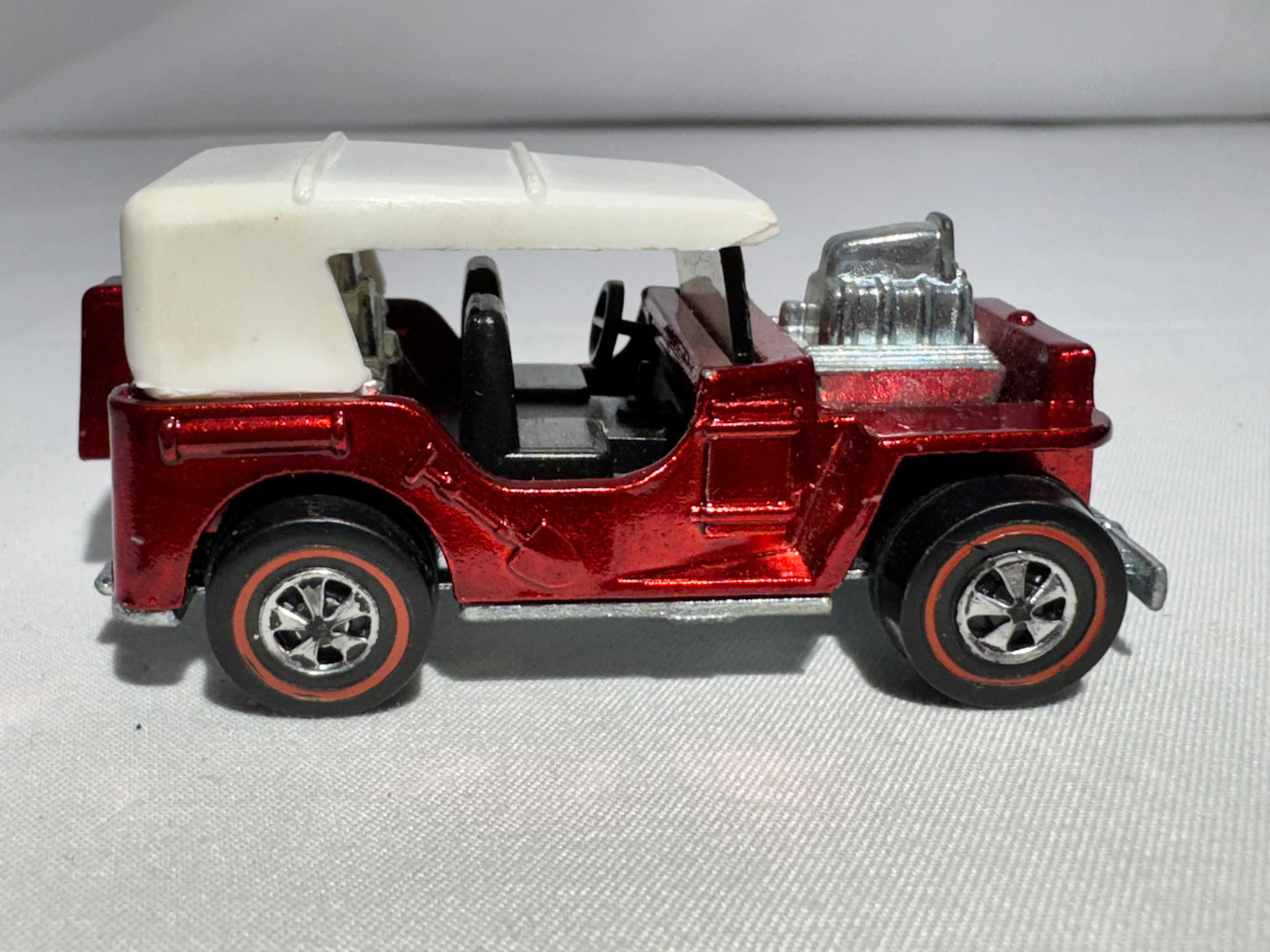 Vintage 1970’s Hot Wheels Redline – Grasshopper- Red