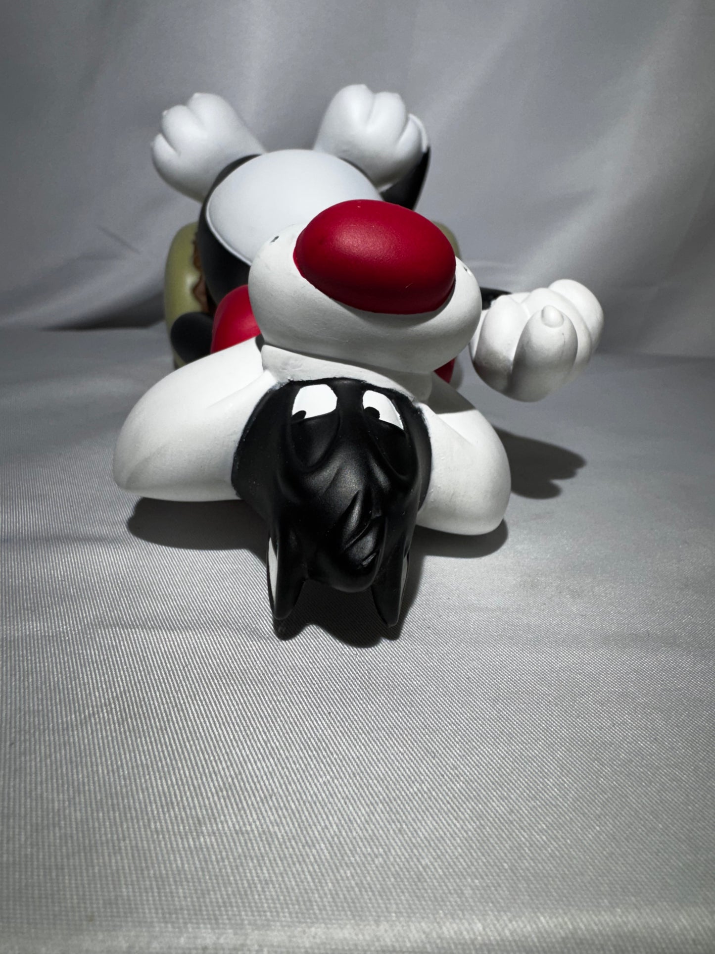 Vintage 1998 Warner Bros. Looney Tunes Sylvester Resin Piggy Bank