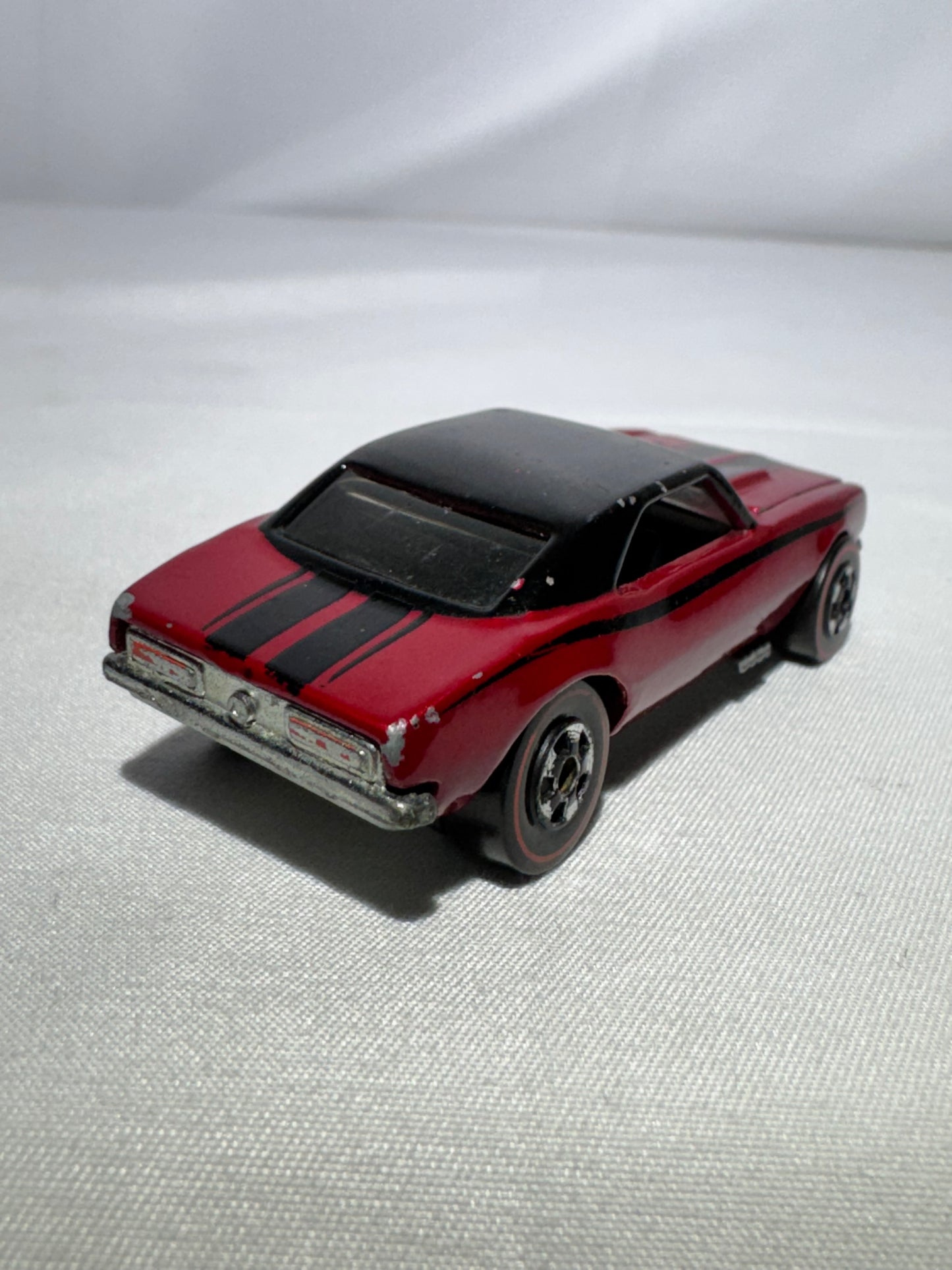 Hot Wheels Redline 1982 Custom Camaro Black Interior