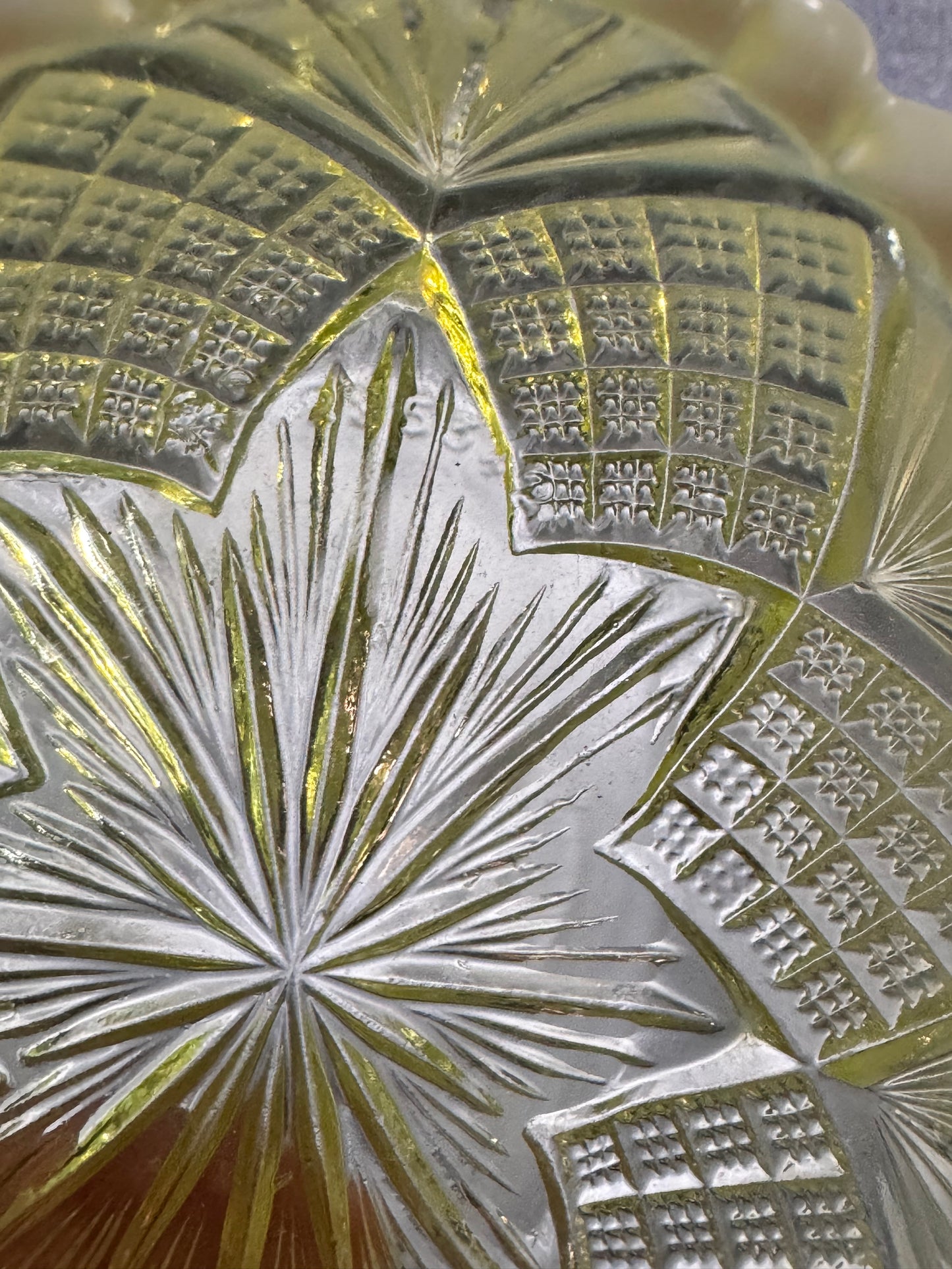 Vintage Davidson Primrose Pearline Uranium Glass Relish/nappy Dish– Lords & Ladies