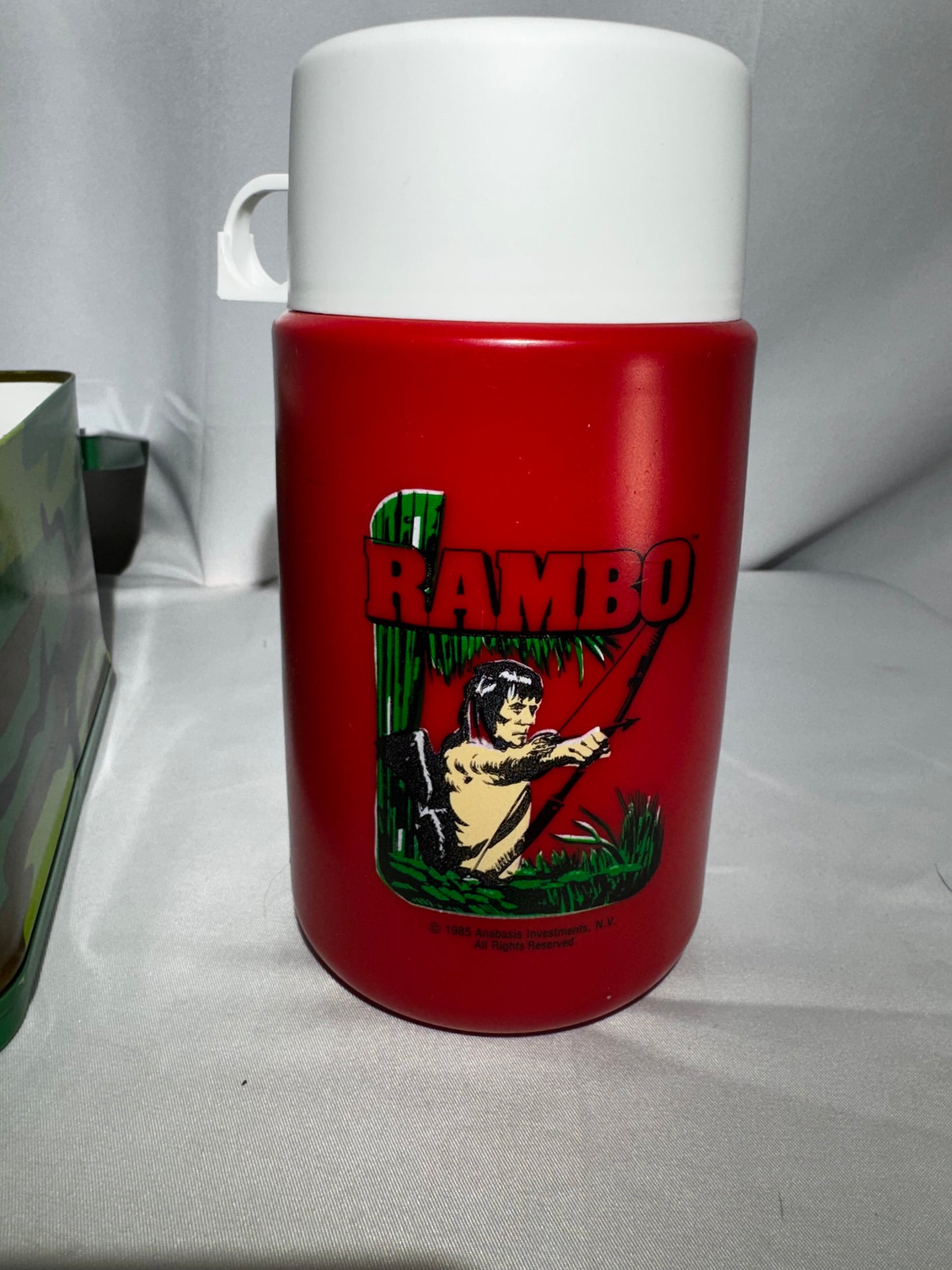 Vintage 1985 Rambo First Blood Part II Metal Lunchbox Thermos Sylvester Stallone with paper