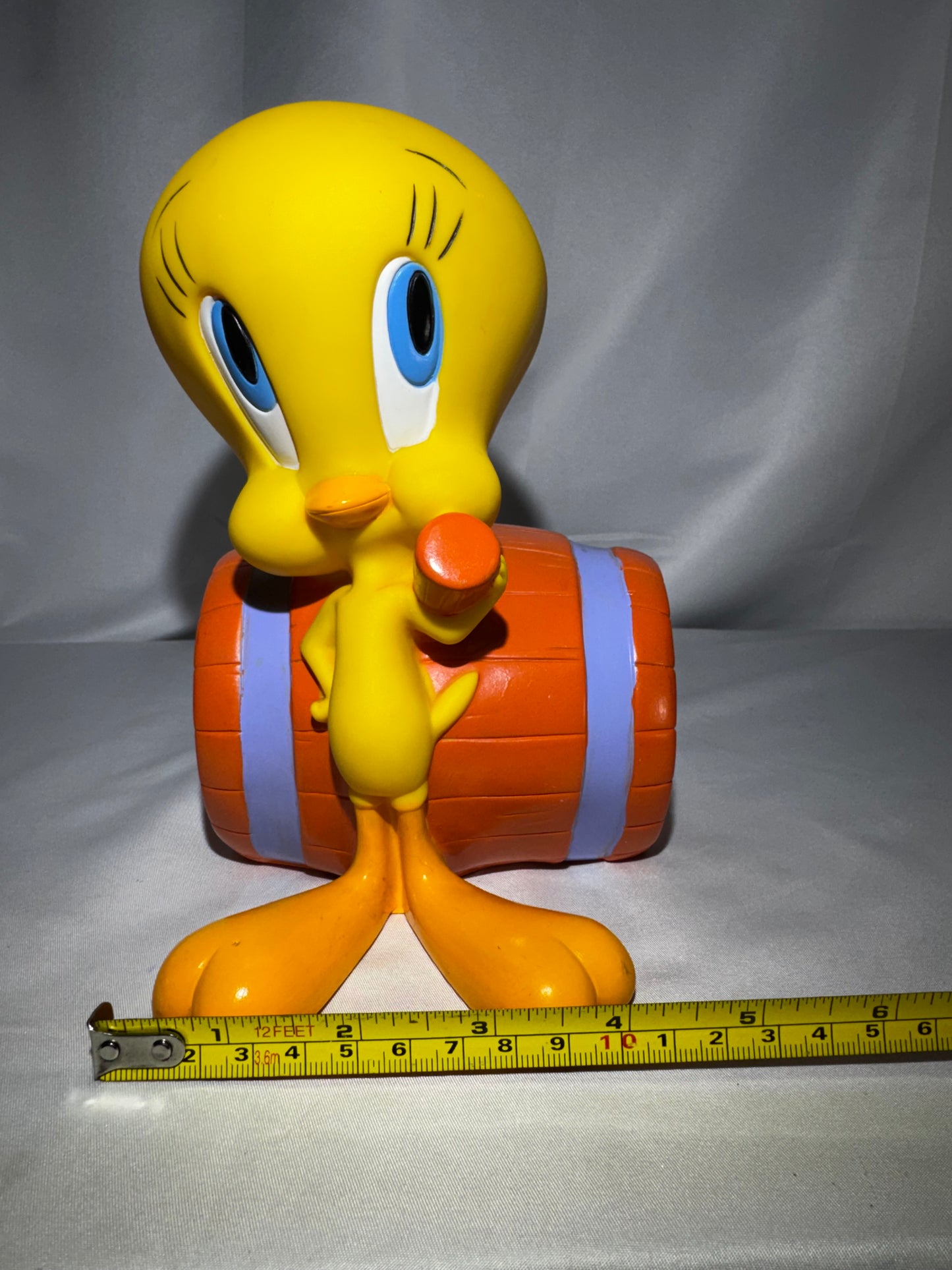 1997 Applause Tweety Bird Piggy Bank Warner Bros Looney Tunes Vinyl 7.5” Vintage