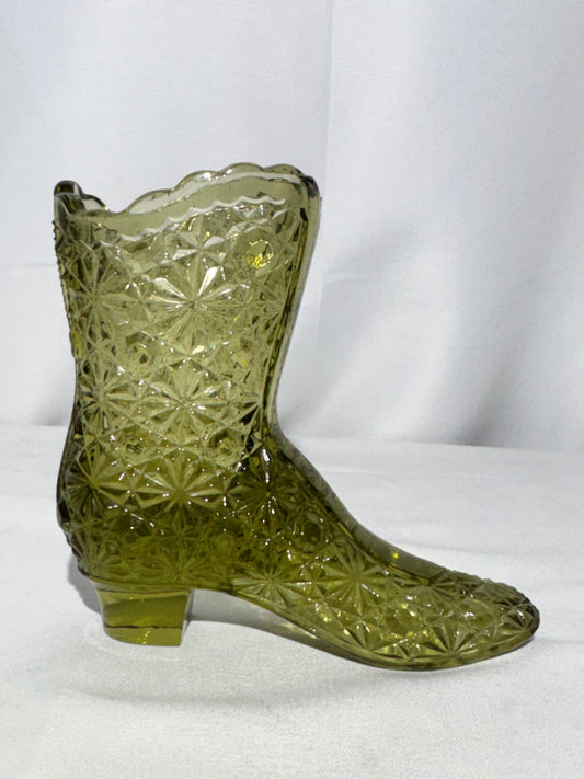 Fenton Art Glass Colonial Green Boot Toothpick Holder – Daisy & Button Pattern (1970s)