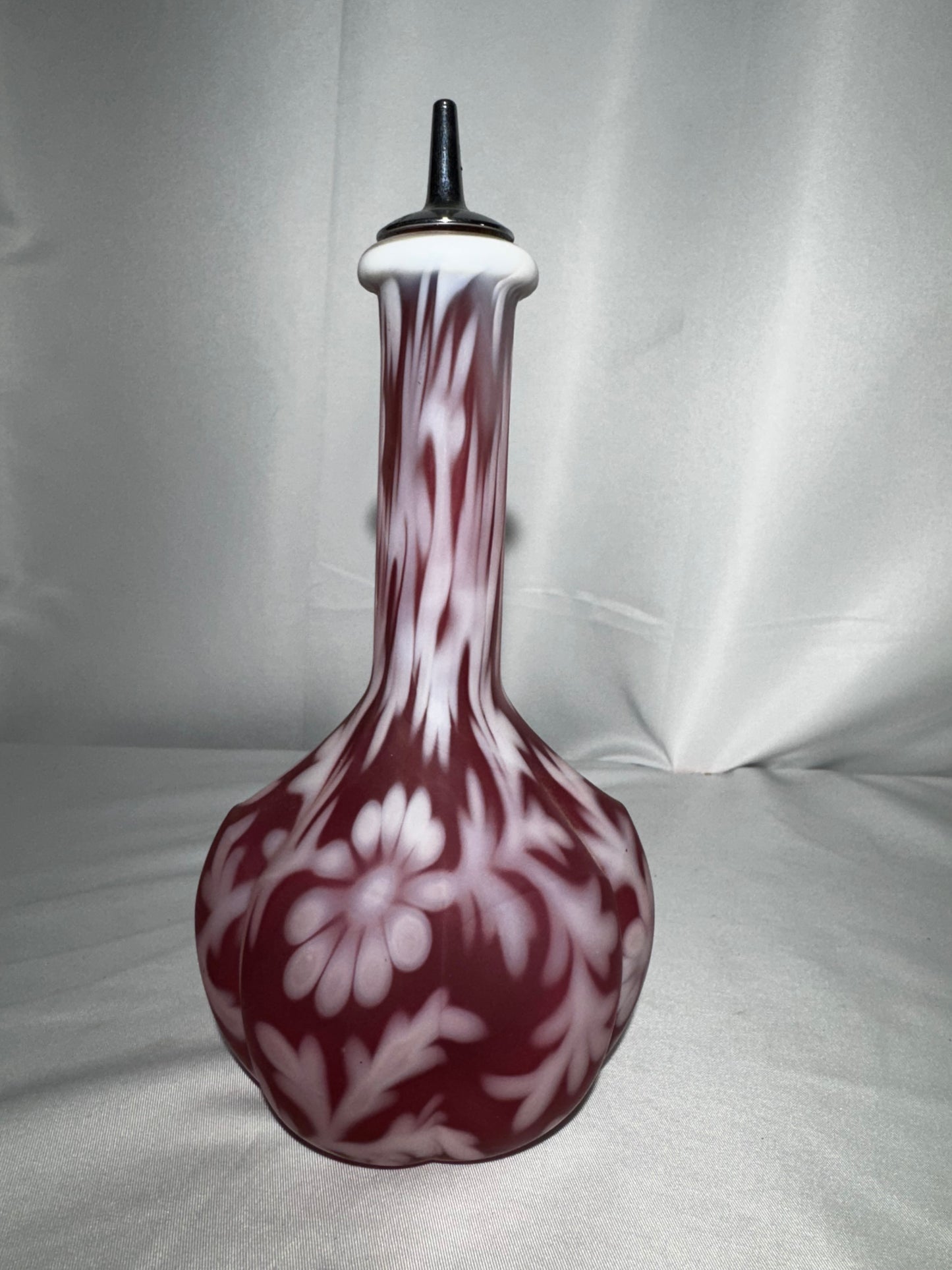 Fenton Cranberry Opalescent Daisy & Fern Barber Bottle – Vintage Art Glass Vanity Decanter