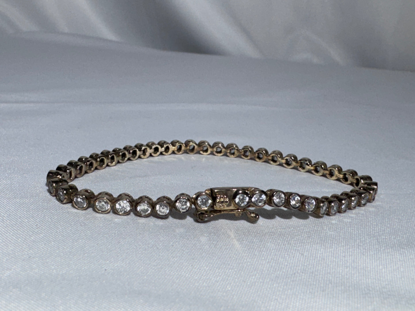 Vintage/Classic 925 Sterling Silver FAS Tennis Bracelet – Clear Round Stones – Box Clasp