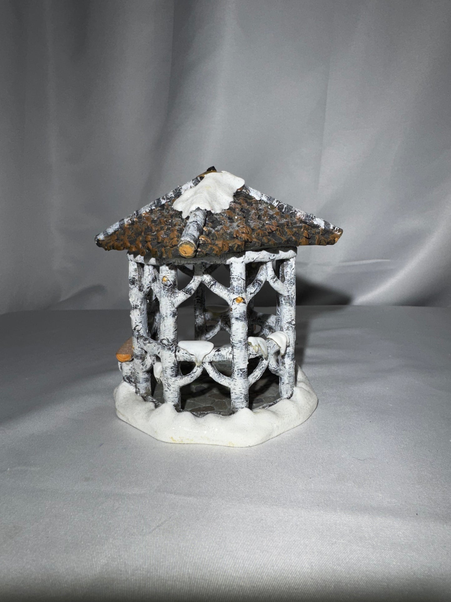 Department 56 North Pole Woods Birch Gazebo #56.52877 Retired Village Accessory