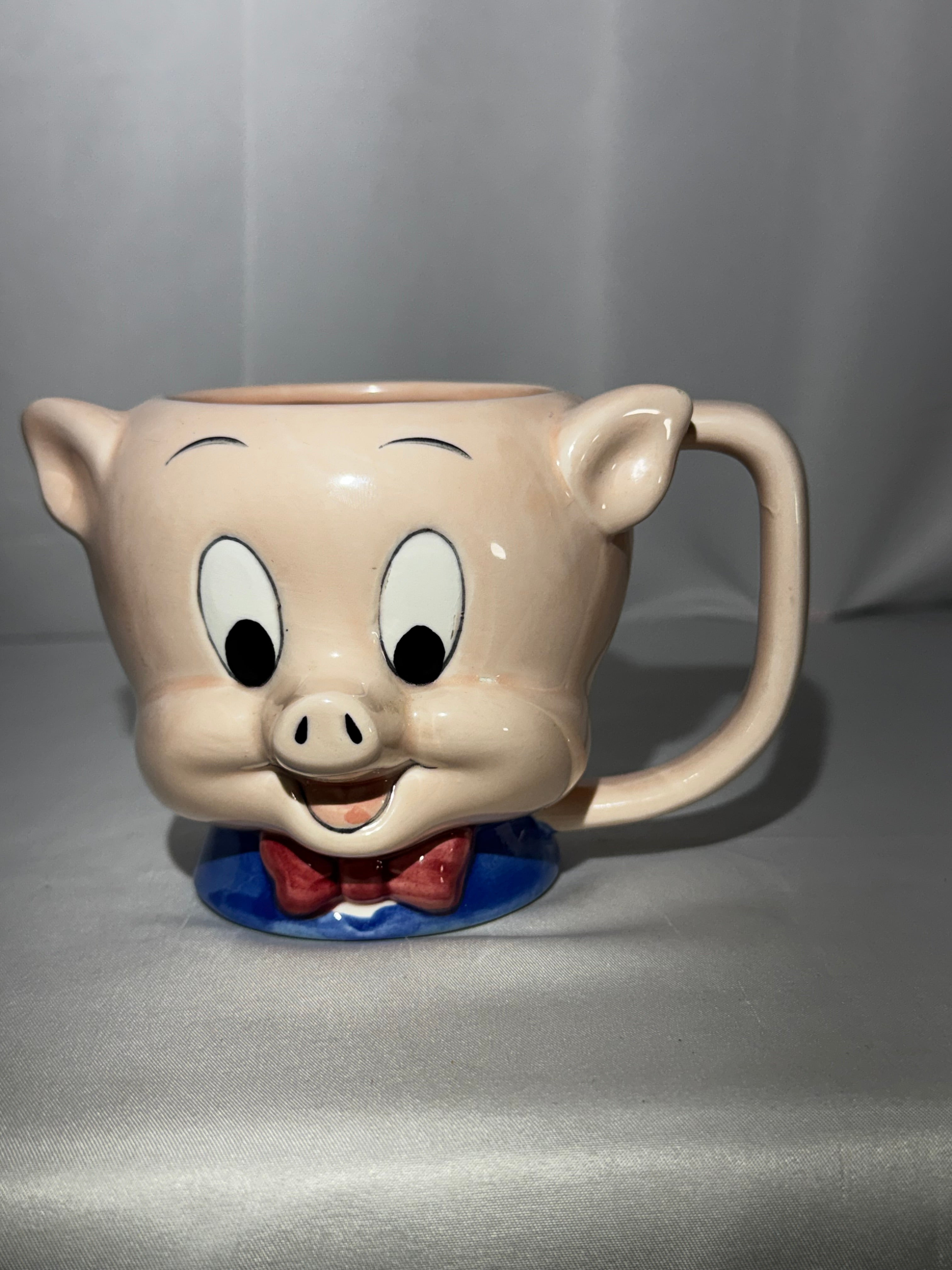 Looney Tunes – Timeless Treasures Hub