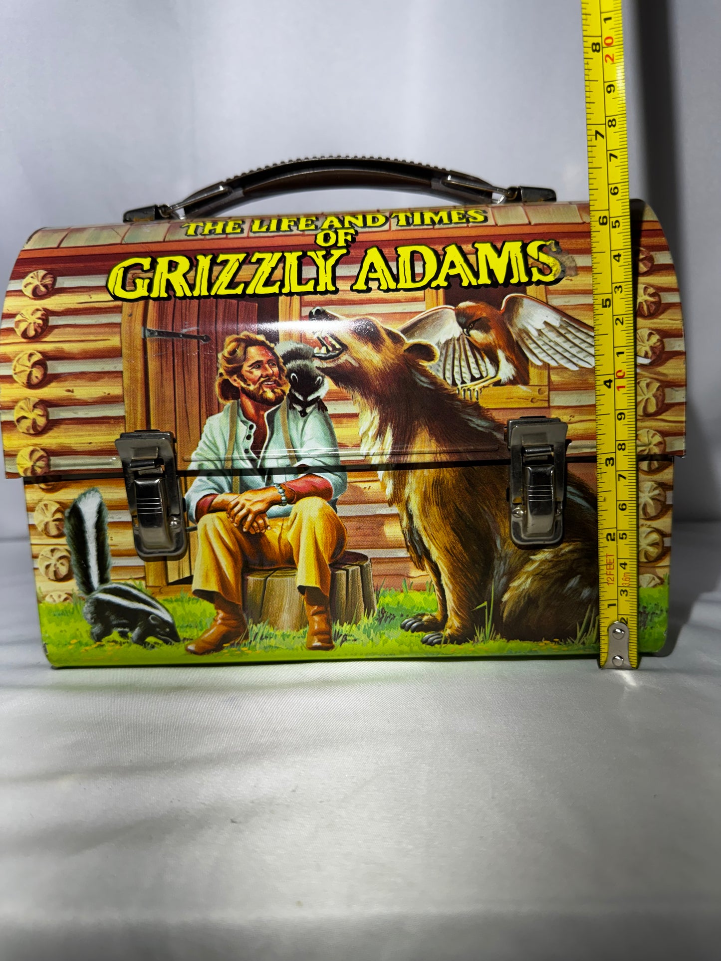 Vintage 1977 The Life and Times of Grizzly Adams Metal Lunch Box & Thermos