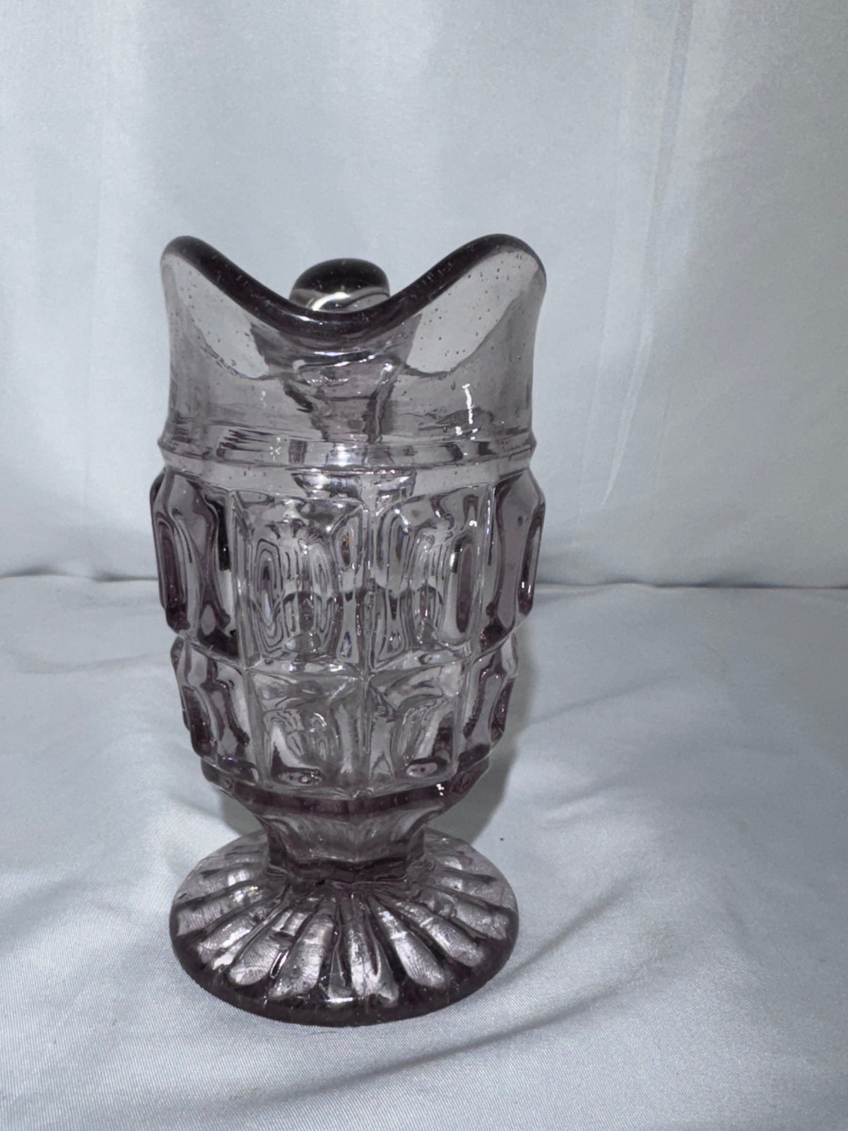 Vintage EAPG Pitcher / Jug – Neodymium Seedy Glass