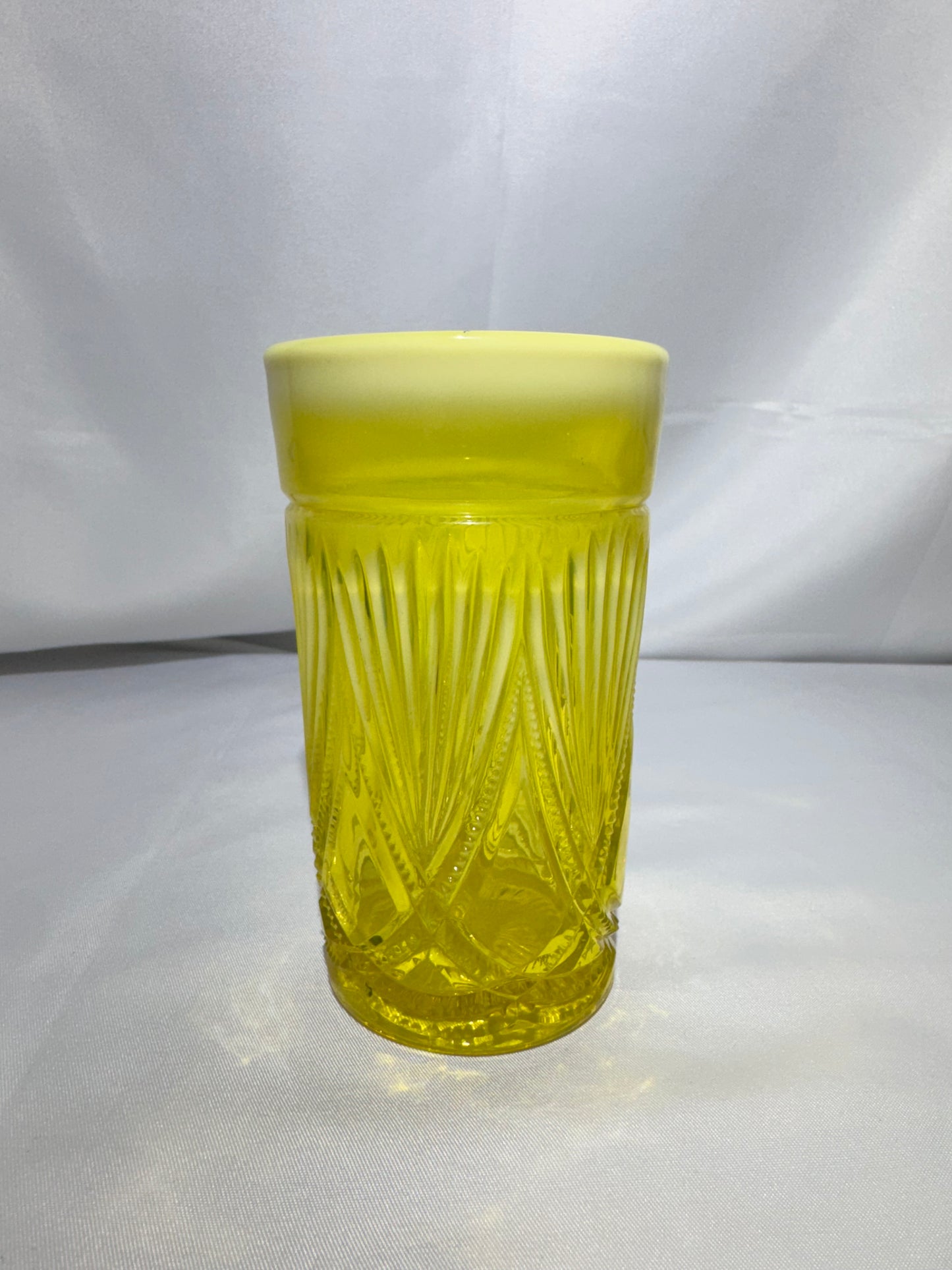 ✨ Primrose Pearline Uranium Glass Davidson Tumbler ✨