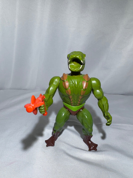 Vintage 1984 MOTU Kobra Khan Action Figure Mattel Masters of the Universe w/ Gun