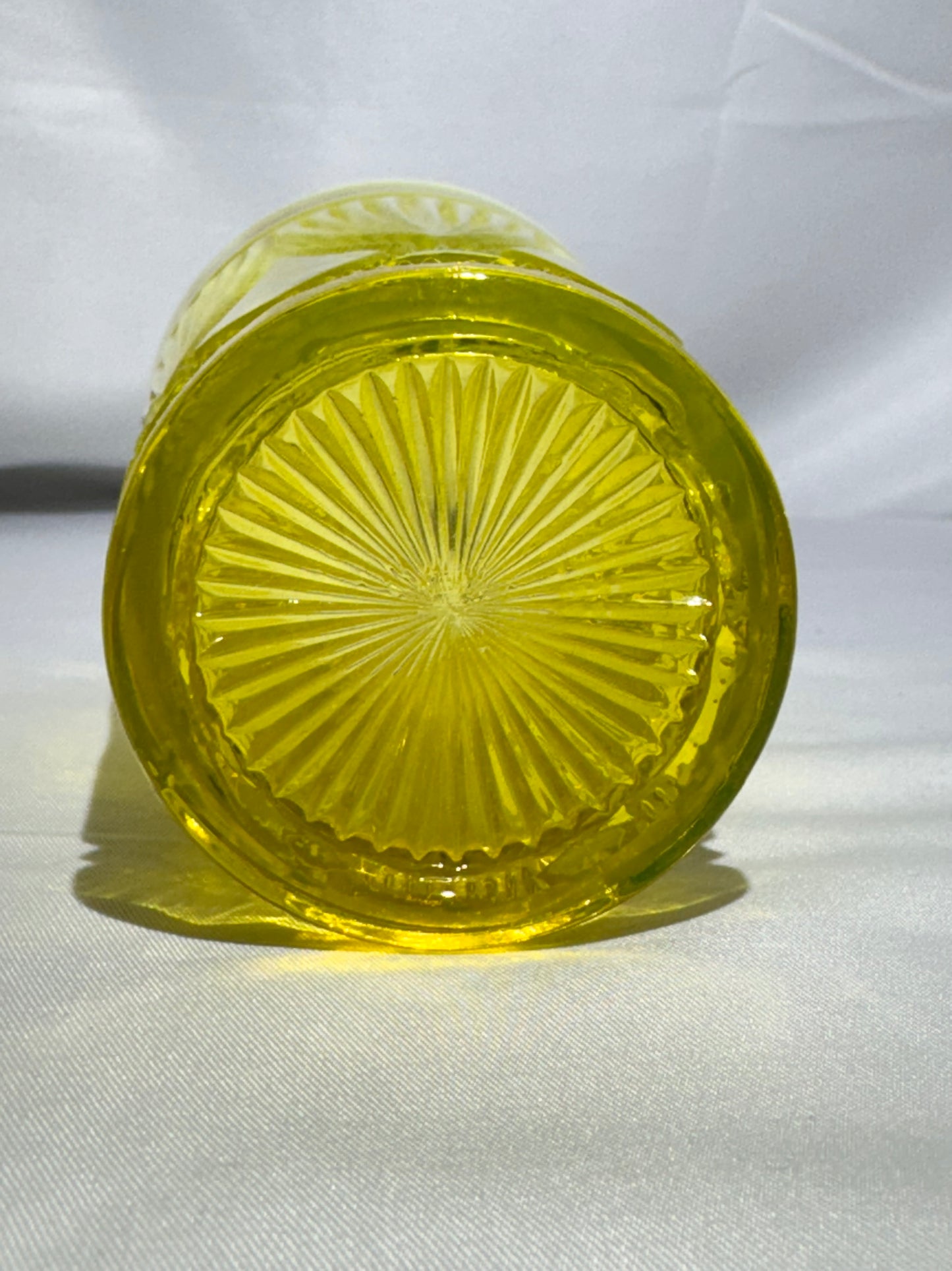 ✨ Primrose Pearline Uranium Glass Davidson Tumbler ✨