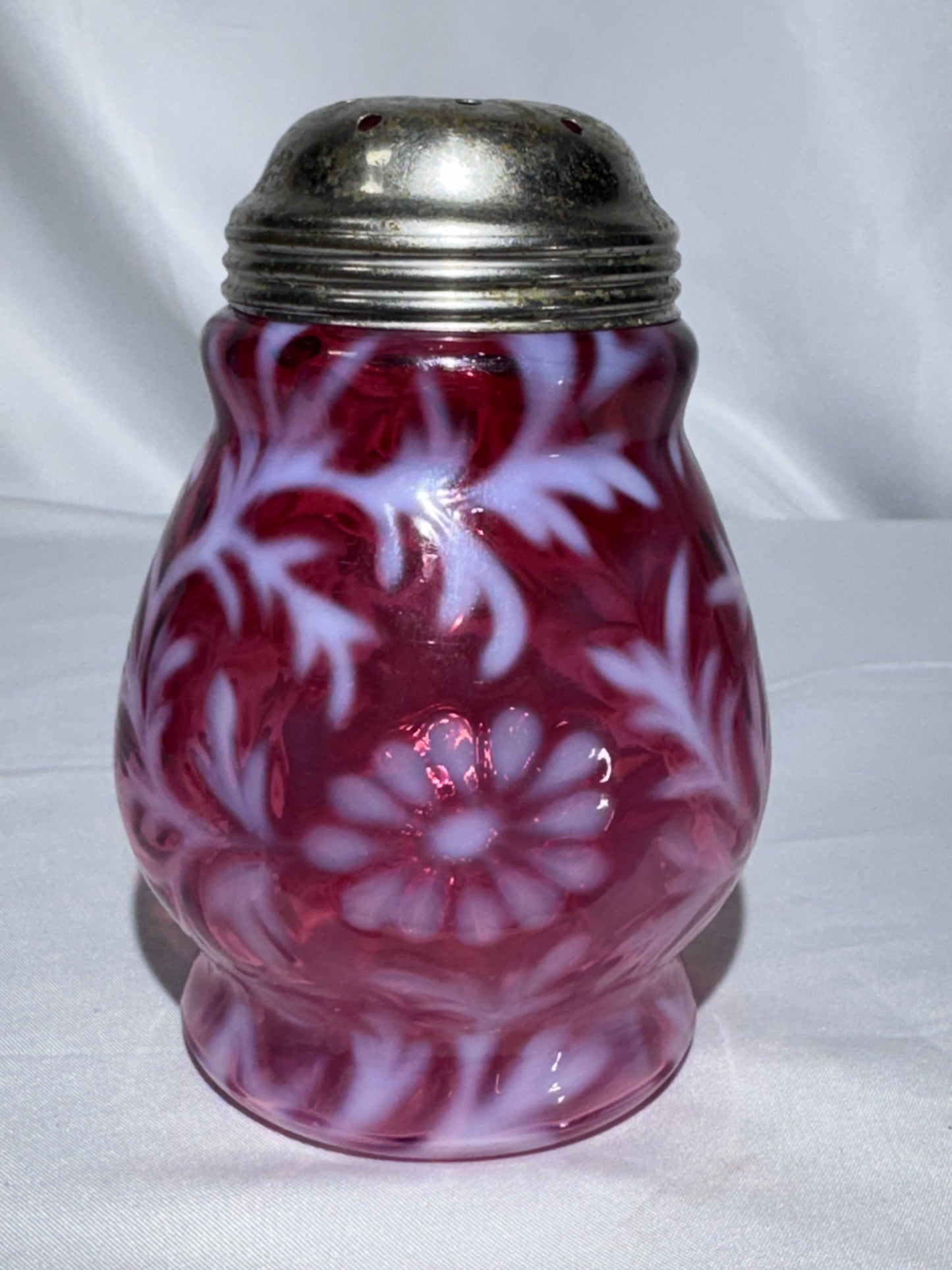 Vintage Northwood Cranberry Opalescent “Daisy & Fern” Sugar Shaker – 4.5”