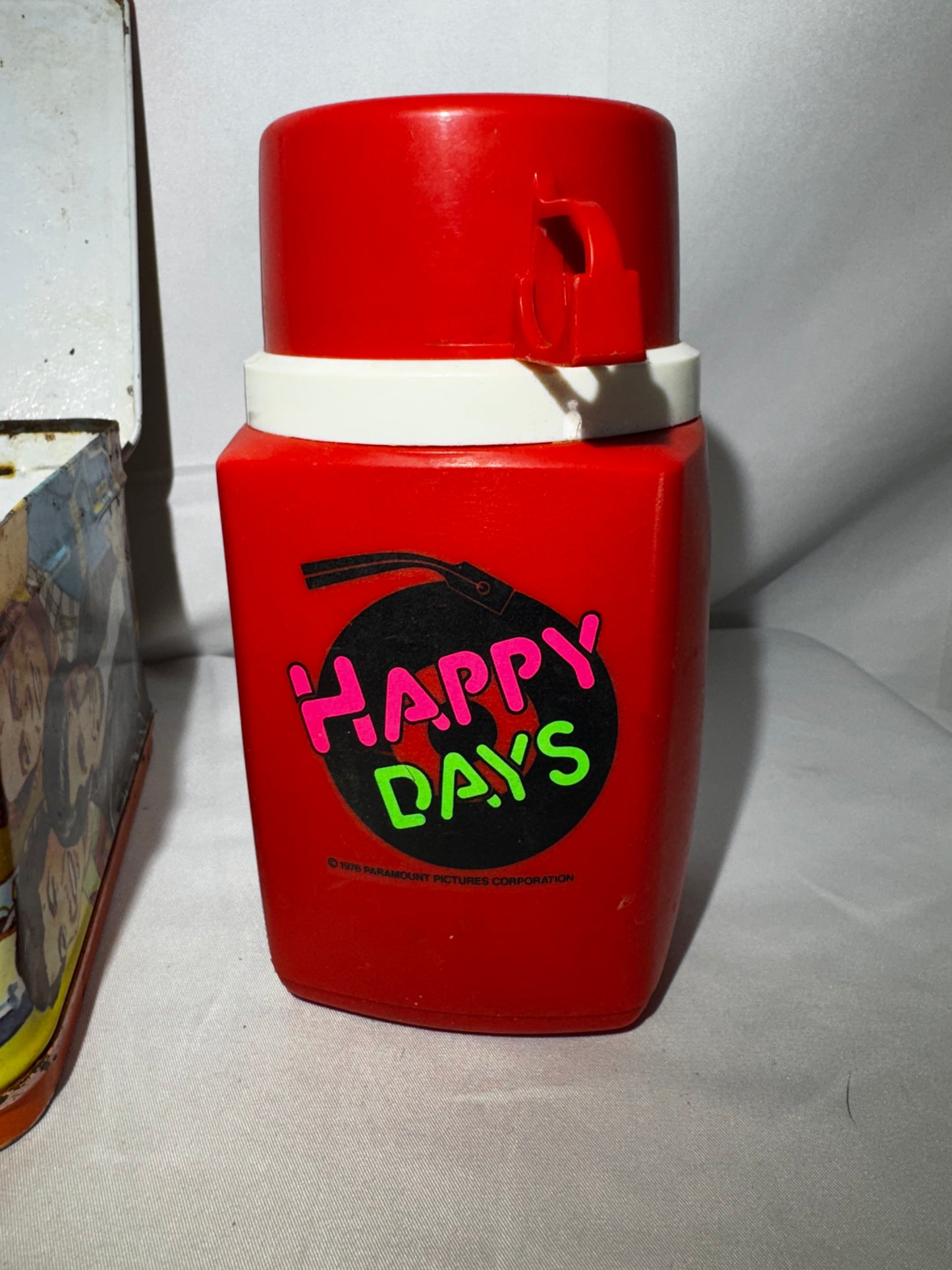 Vintage 1976 Happy Days “The Fonz” Metal Lunch Box w/ Original Thermos