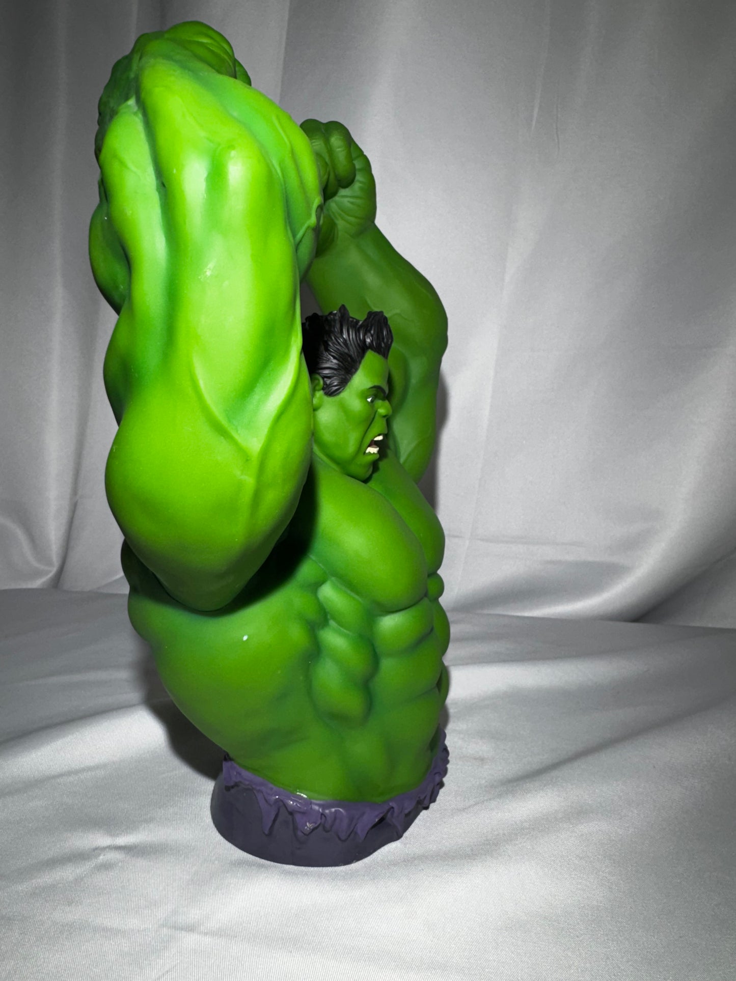 Marvel Hulk Bust Bank 10.5” Previews Exclusive Monogram Diamond Select PVC Coin Bank