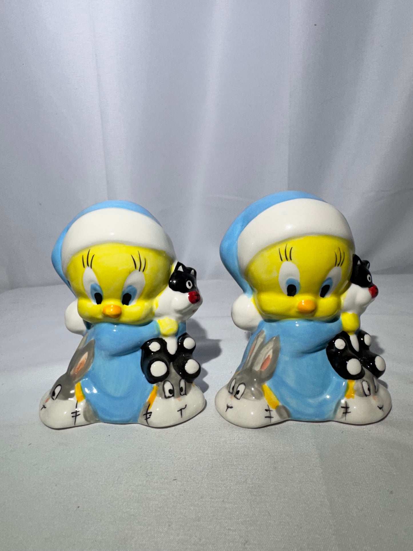Looney Tunes Tweety Bird Ceramic Salt & Pepper Shakers – Warner Bros.