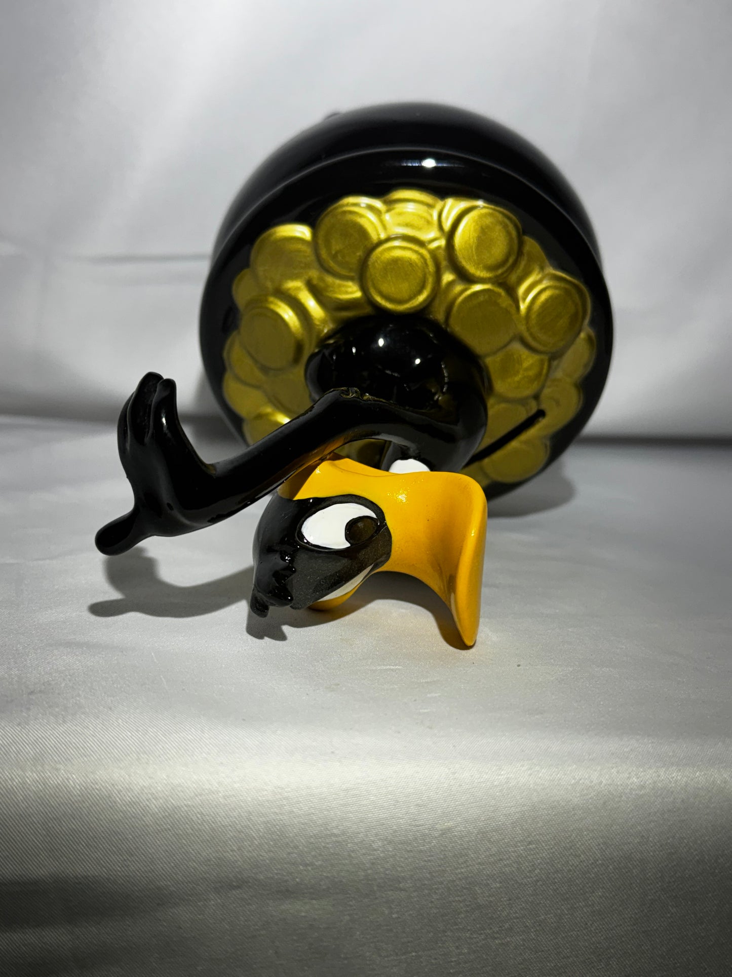 Warner Bros Looney Tunes Daffy Duck Lucky Duck Ceramic Piggy Bank Westland 13987