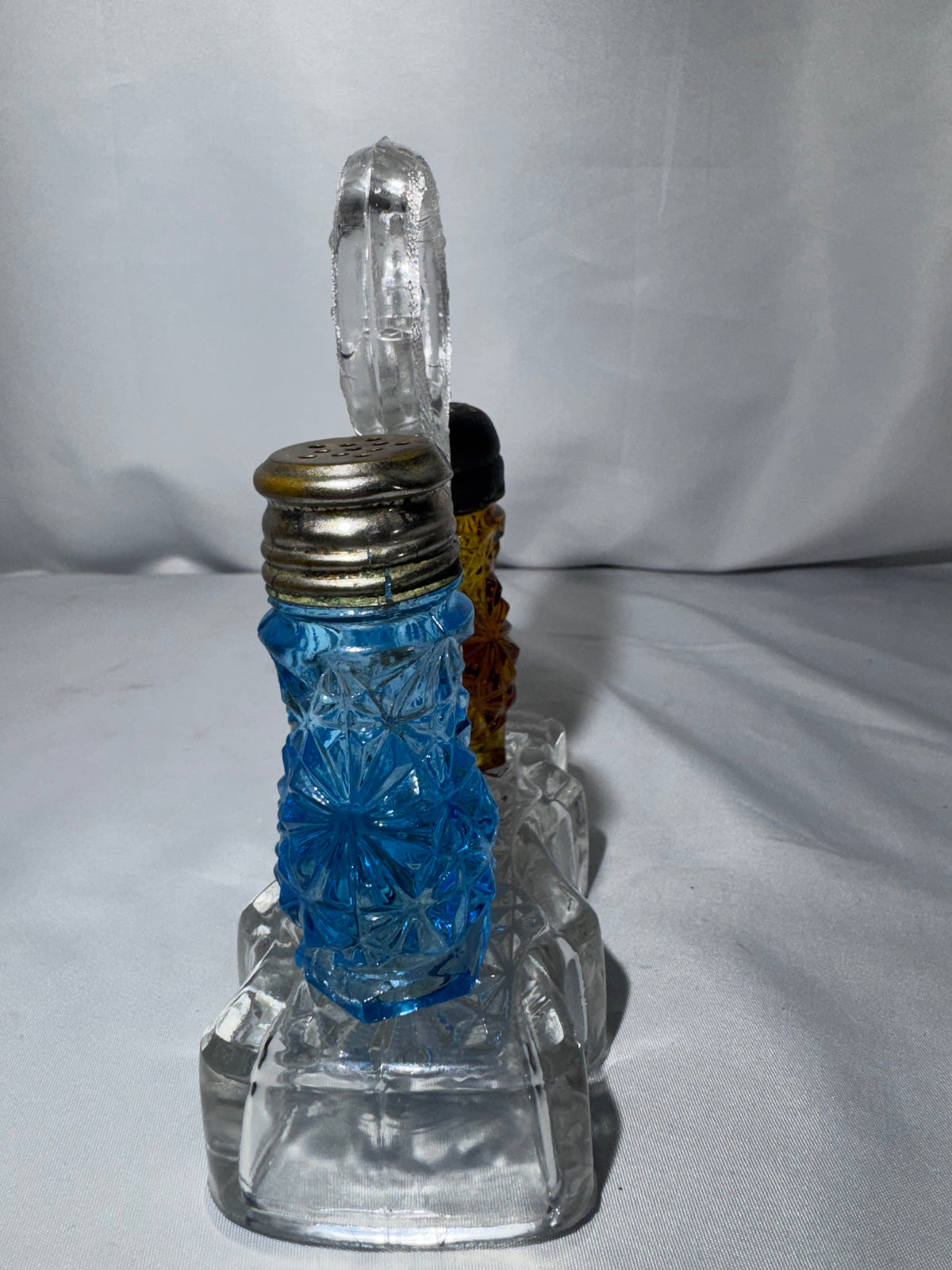 Antique EAPG Daisy & Button Slender Salt & Pepper Shaker Set w/ Glass Caddy – Circa 1884