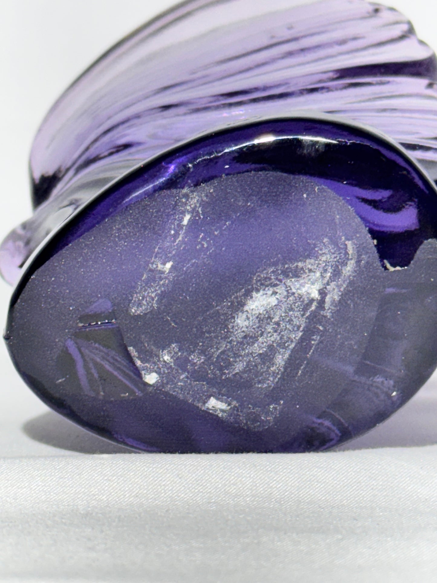 Vintage Fenton Amethyst Glass Butterfly – Lovely Display or Paperweight