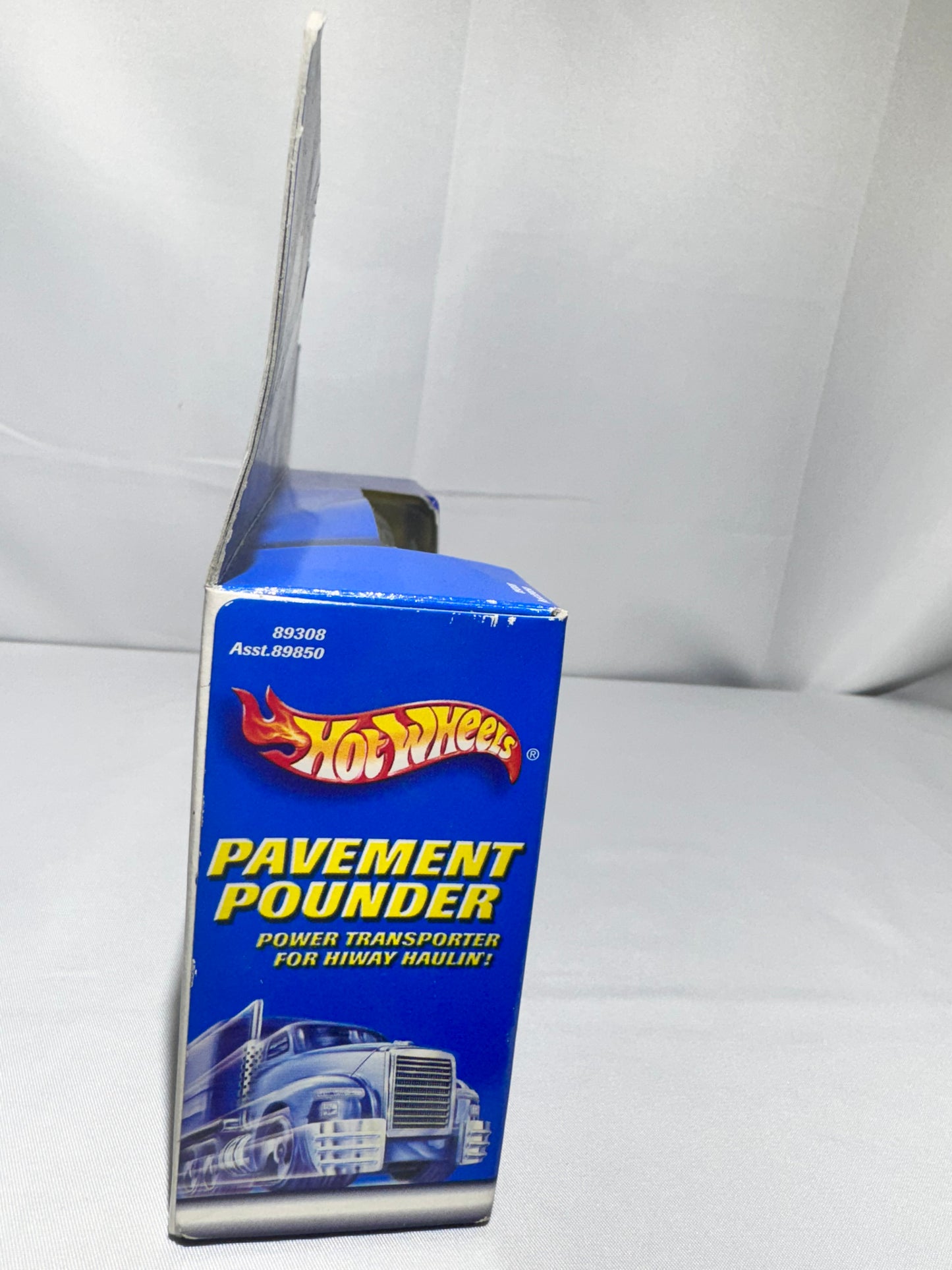Hot Wheels Pavement Pounder – Hot Wheels Logo / Chevy Impala (2000 Mattel)