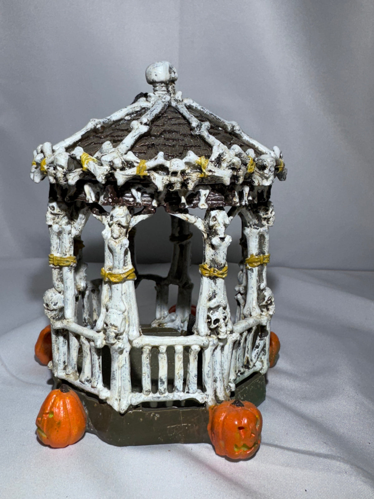 Lemax Spooky Town Skeleton Gazebo #73609 — Retired 2007 Halloween Village