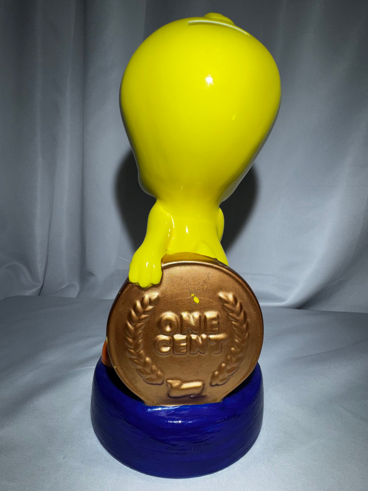 1997 Warner Bros Studio Store Tweety Bird Ceramic Piggy Bank “A Penny Saved” 10.5”