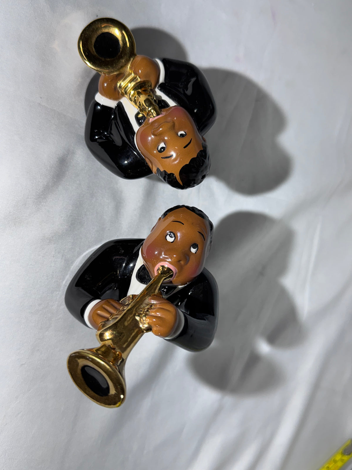 Jazz Musicians Salt and Pepper Shakers – Ceramic Saxophone & Trumpet Players – 1996 Clay Art
