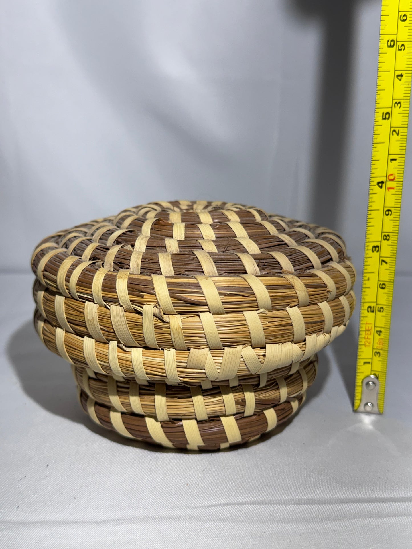 Handcrafted Gullah Sweetgrass/Pine Needle Basket with Lid –Helen Burns Charleston, SC