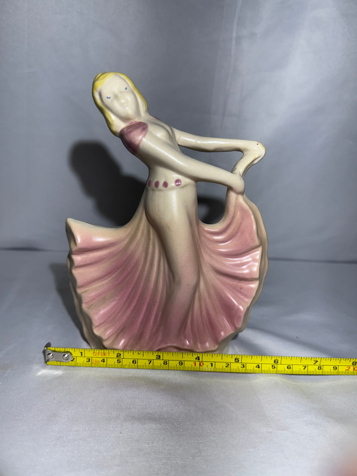 Vintage Hull Pottery Dancing Lady Planter #955 – 1940s Art Deco Figural Vase – Hairline Crack