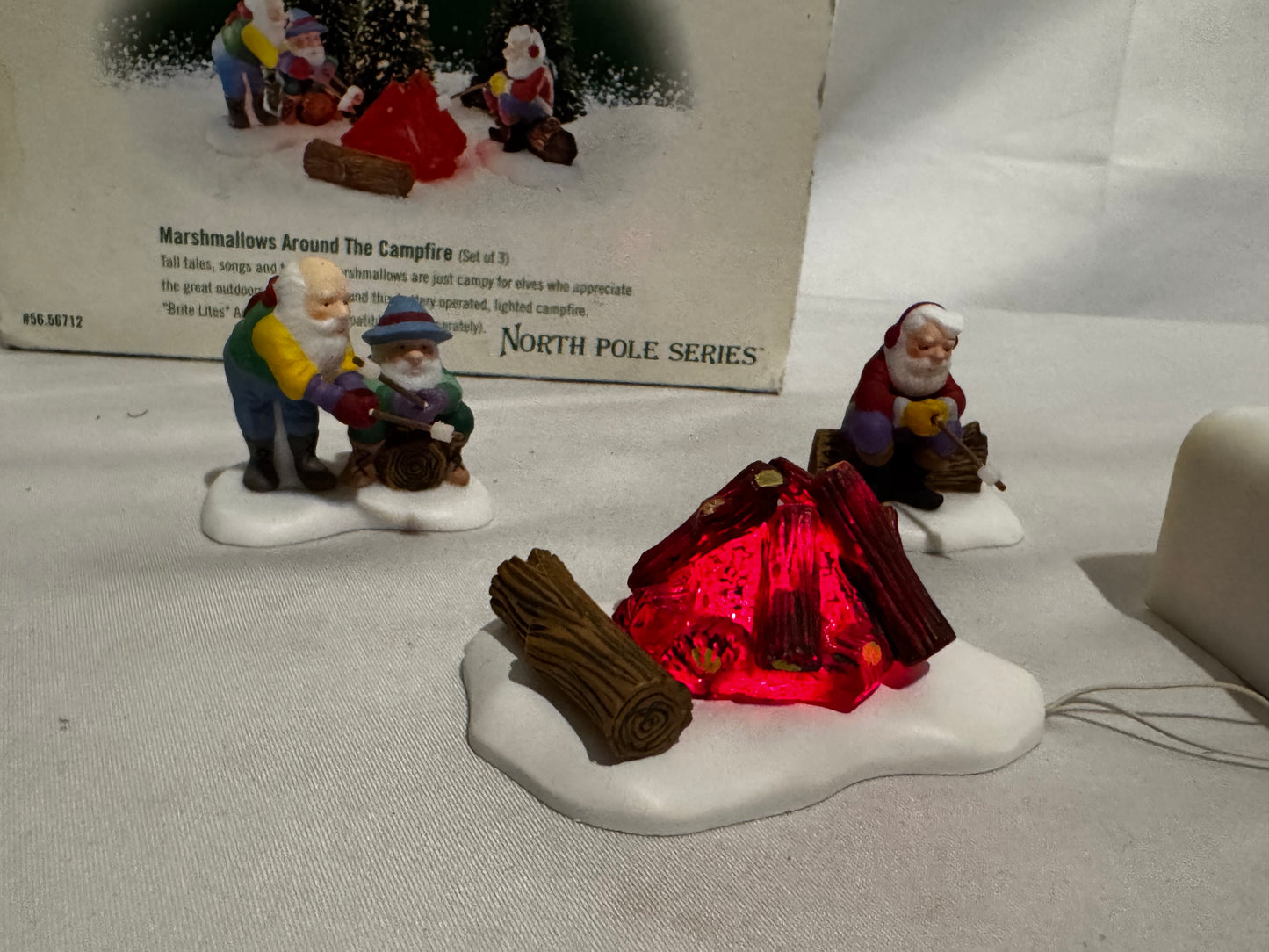 Department 56 North Pole Series – Marshmallows Around the Campfire #56.56712