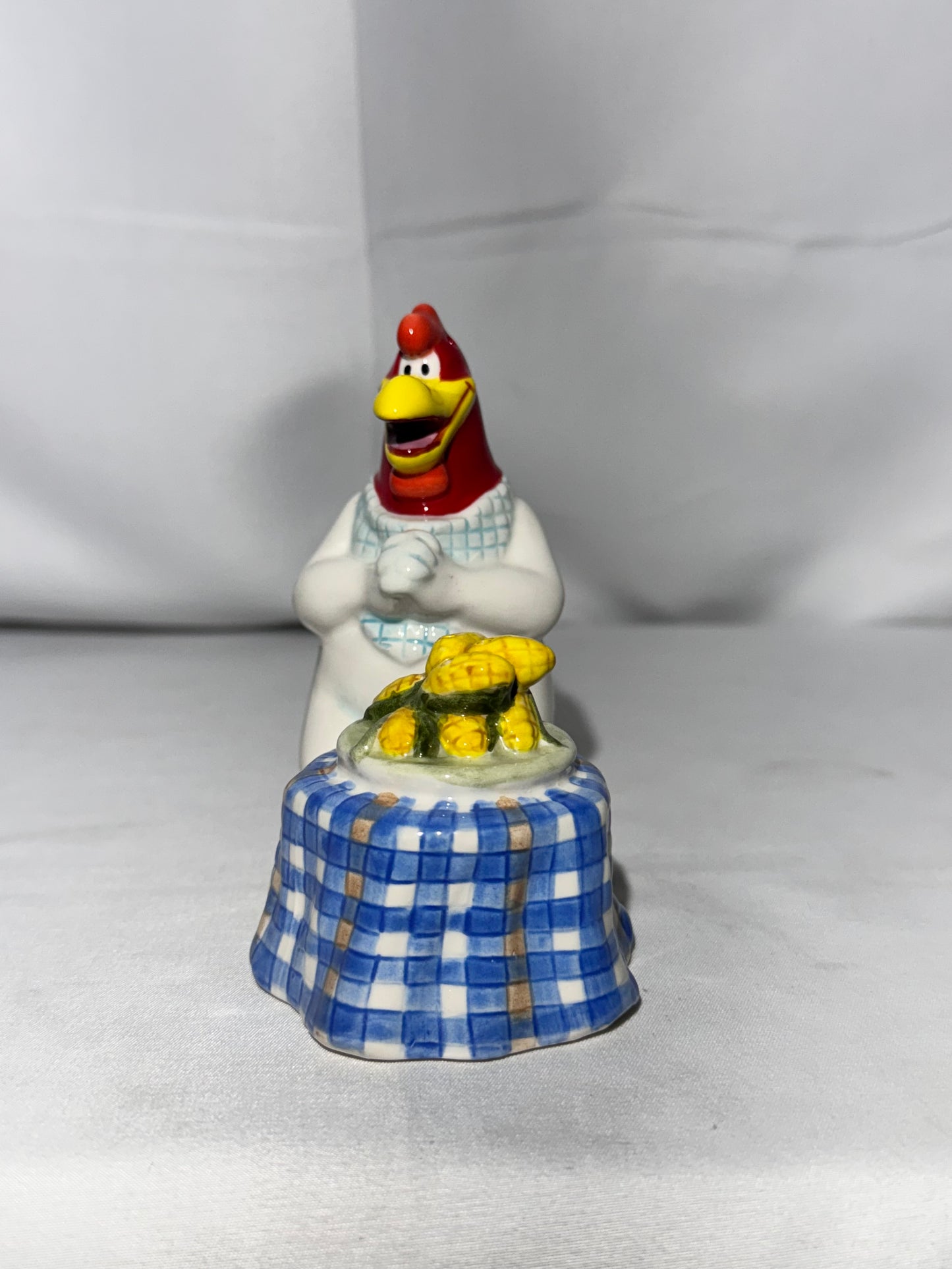 Looney Tunes Warner Brothers Foghorn Leghorn Magnetic Salt & Pepper Shakers – With Stoppers