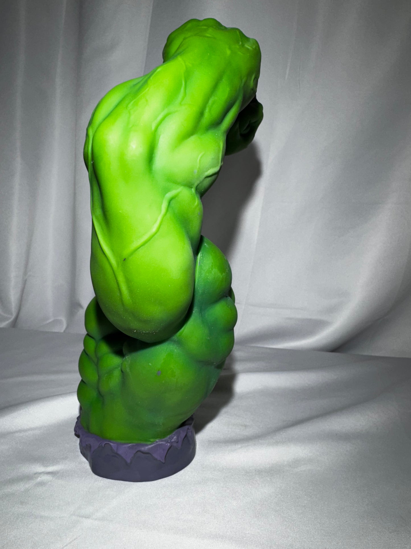 Marvel Hulk Bust Bank 10.5” Previews Exclusive Monogram Diamond Select PVC Coin Bank